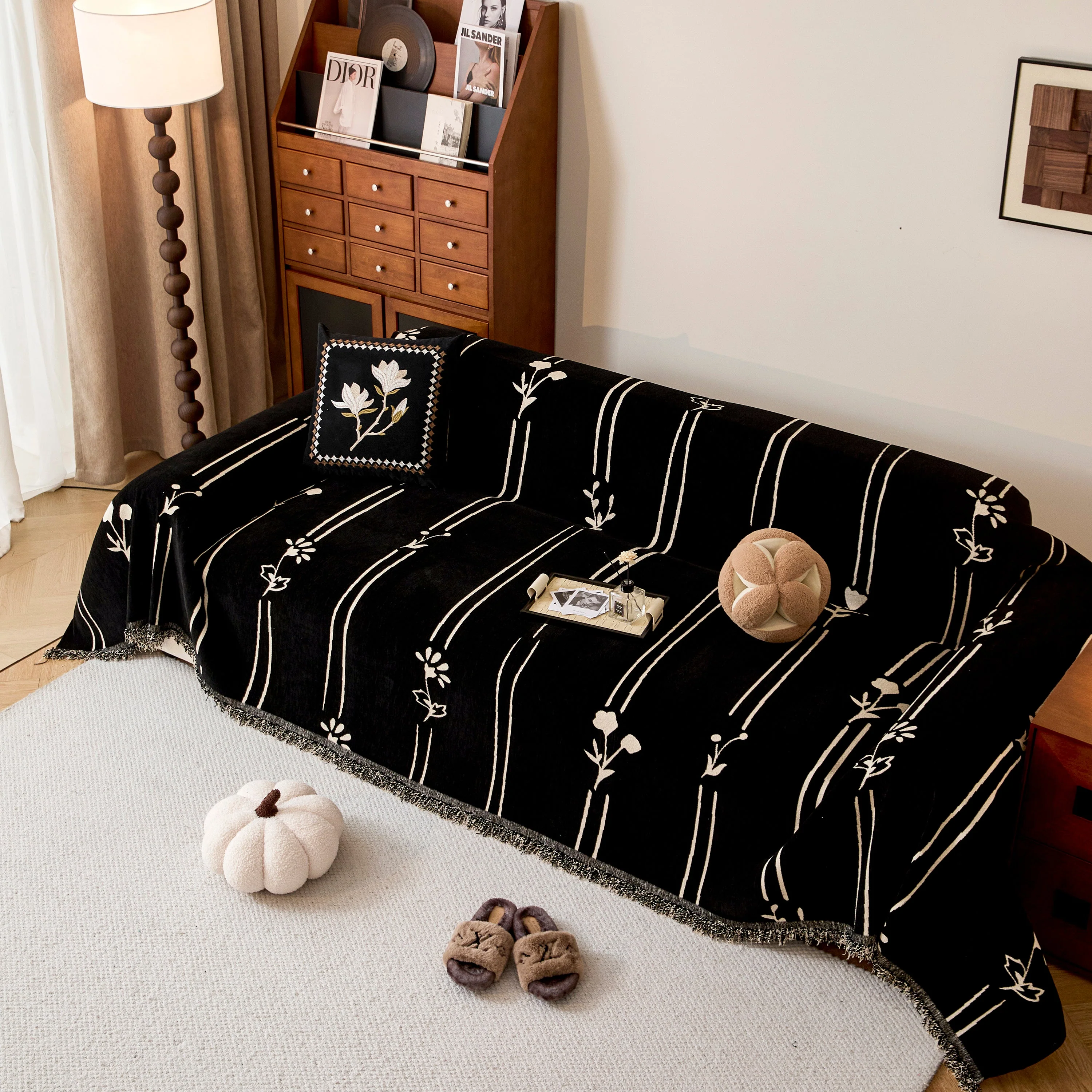Chenille Jacquard Sofa Throw Cover with Tassel Soft Thick Couch Protector Blanket - Image 58