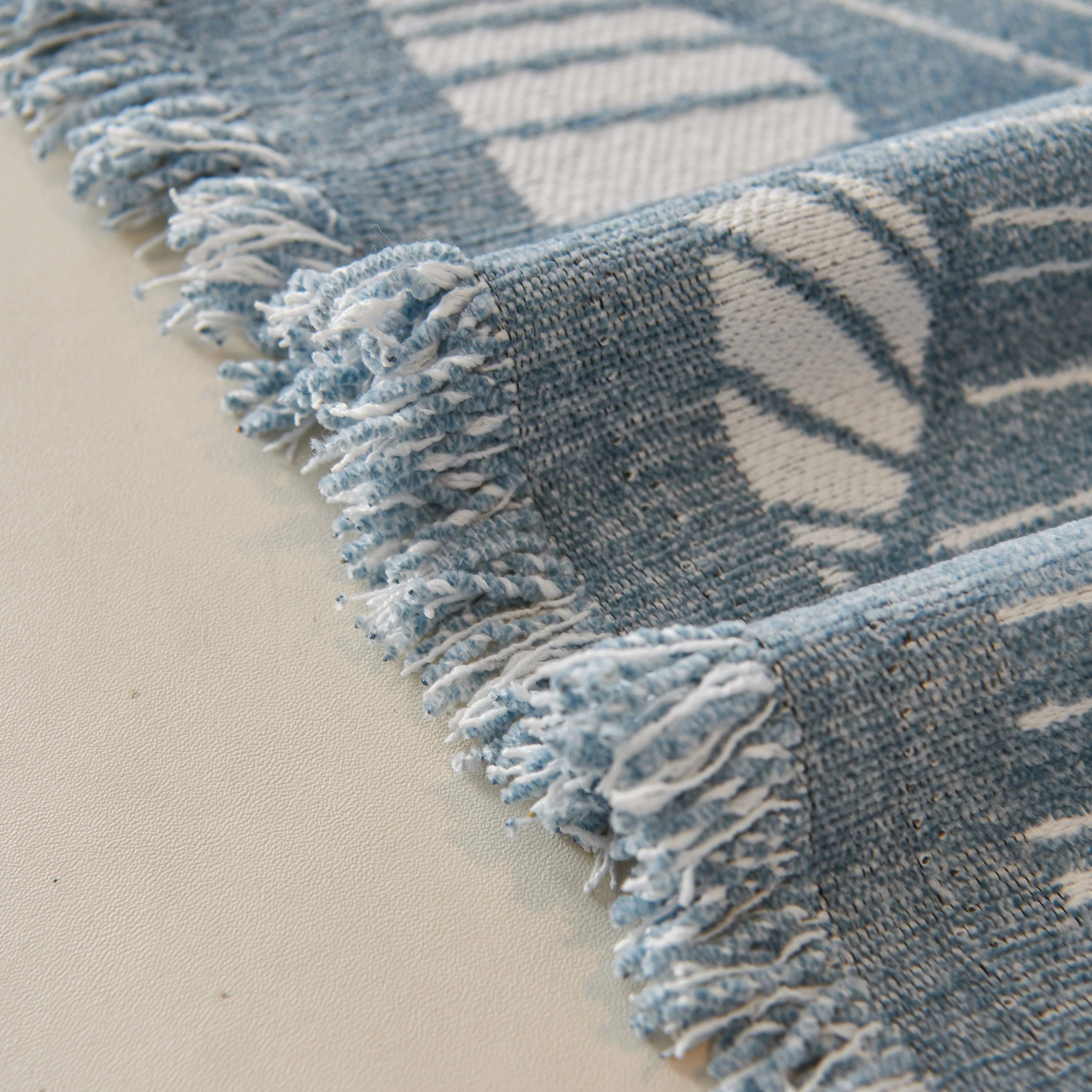 Chenille Jacquard Sofa Throw Cover with Tassels, All-Season Furniture Protector for Home and Office - Image 4