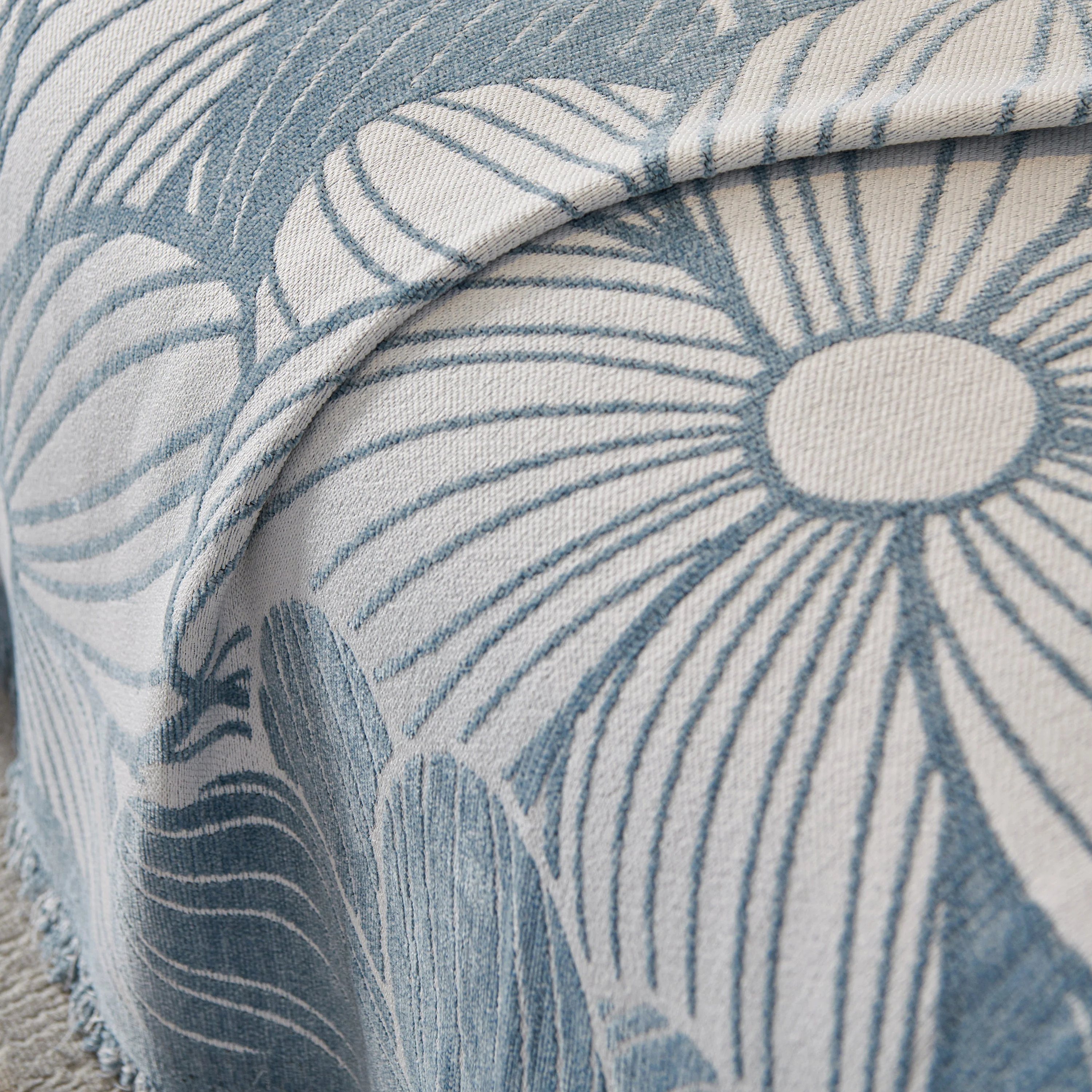 Chenille Jacquard Sofa Throw Cover with Tassels, All-Season Furniture Protector for Home and Office - Image 7