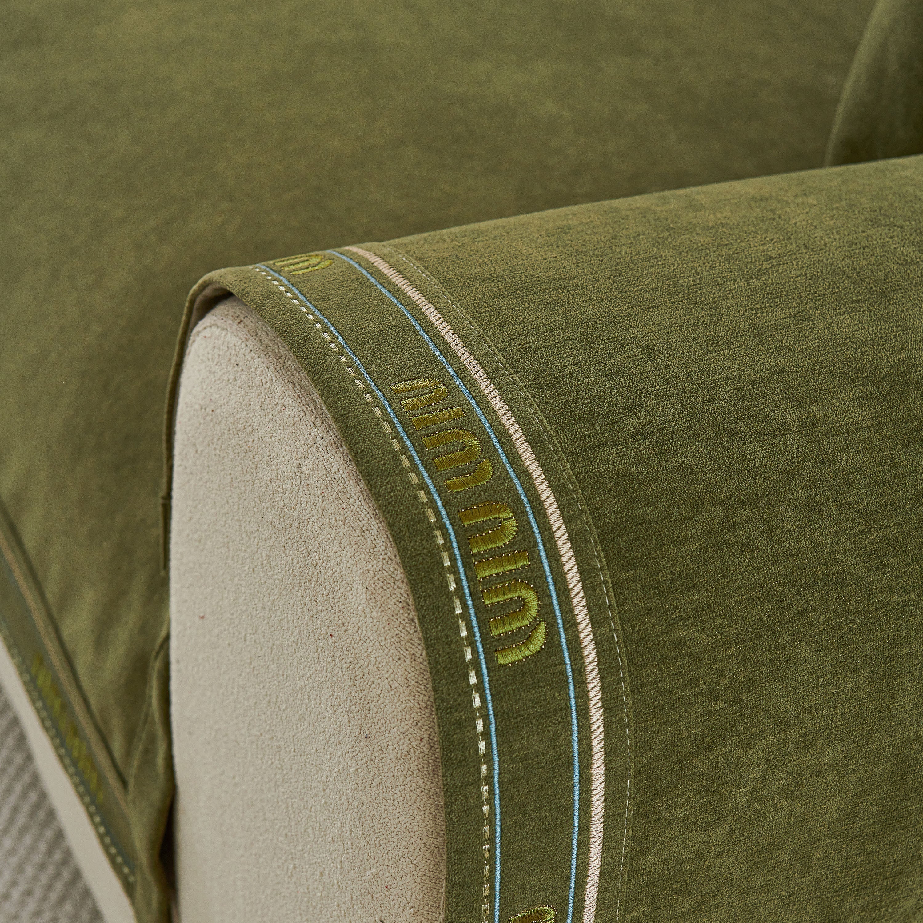 Chenille Sofa Cover Pet Mat, Non-Slip Couch Protector for Sectional & L-Shaped Sofas - Image 100