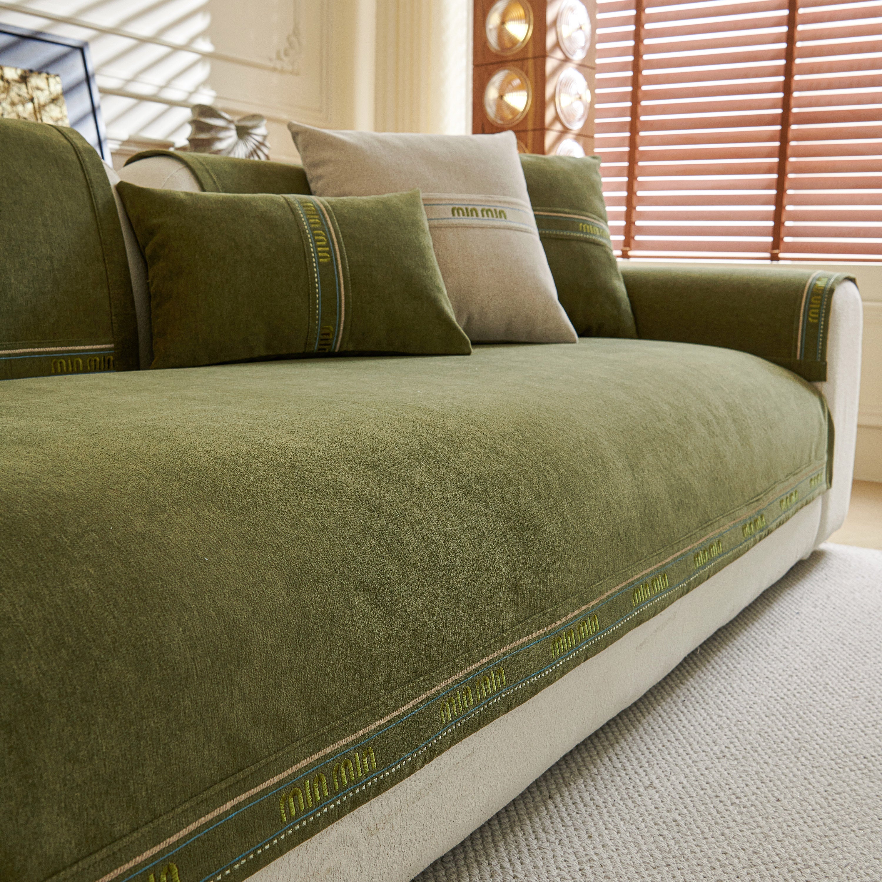 Chenille Sofa Cover Pet Mat, Non-Slip Couch Protector for Sectional & L-Shaped Sofas - Image 25
