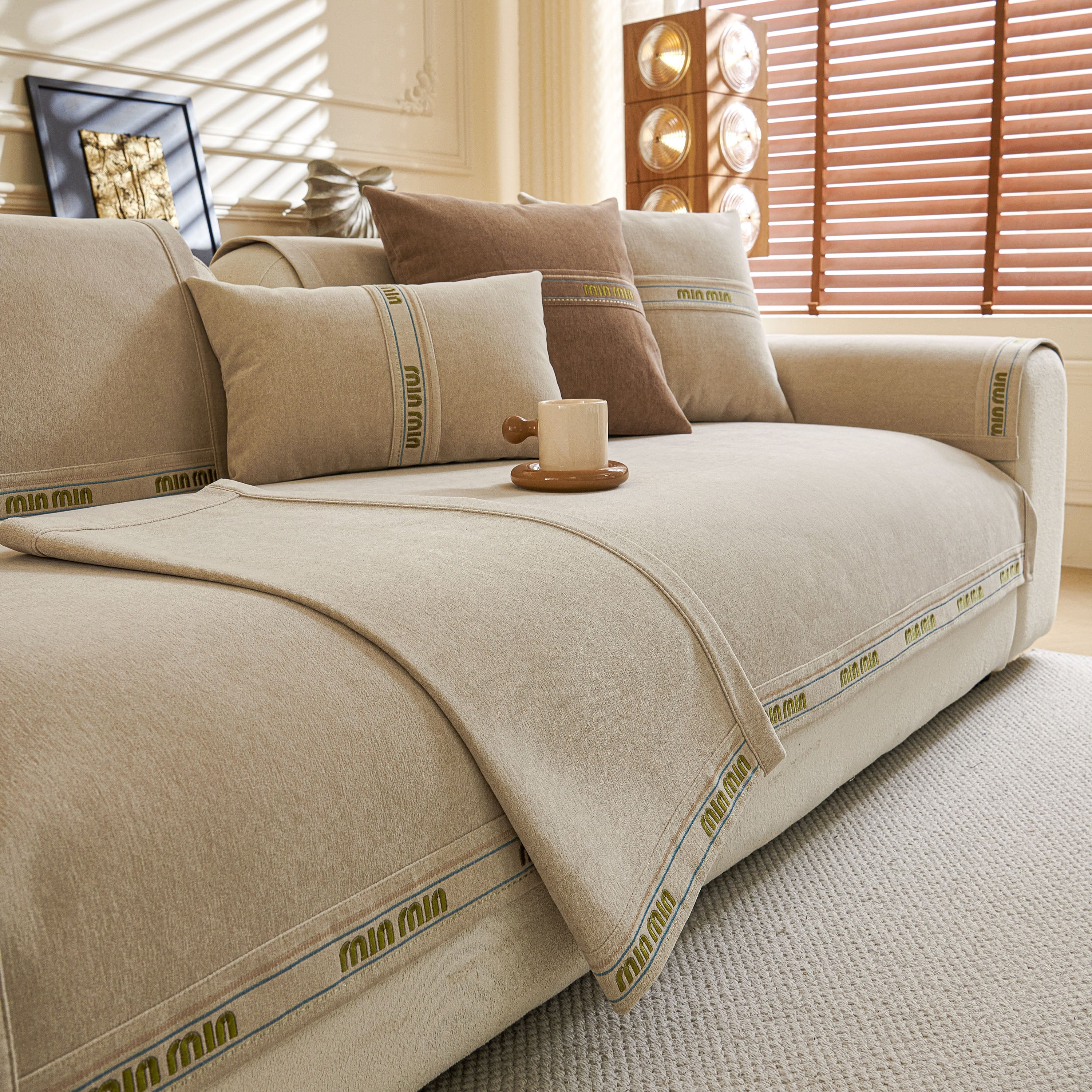 Chenille Sofa Cover Pet Mat, Non-Slip Couch Protector for Sectional & L-Shaped Sofas - Image 5