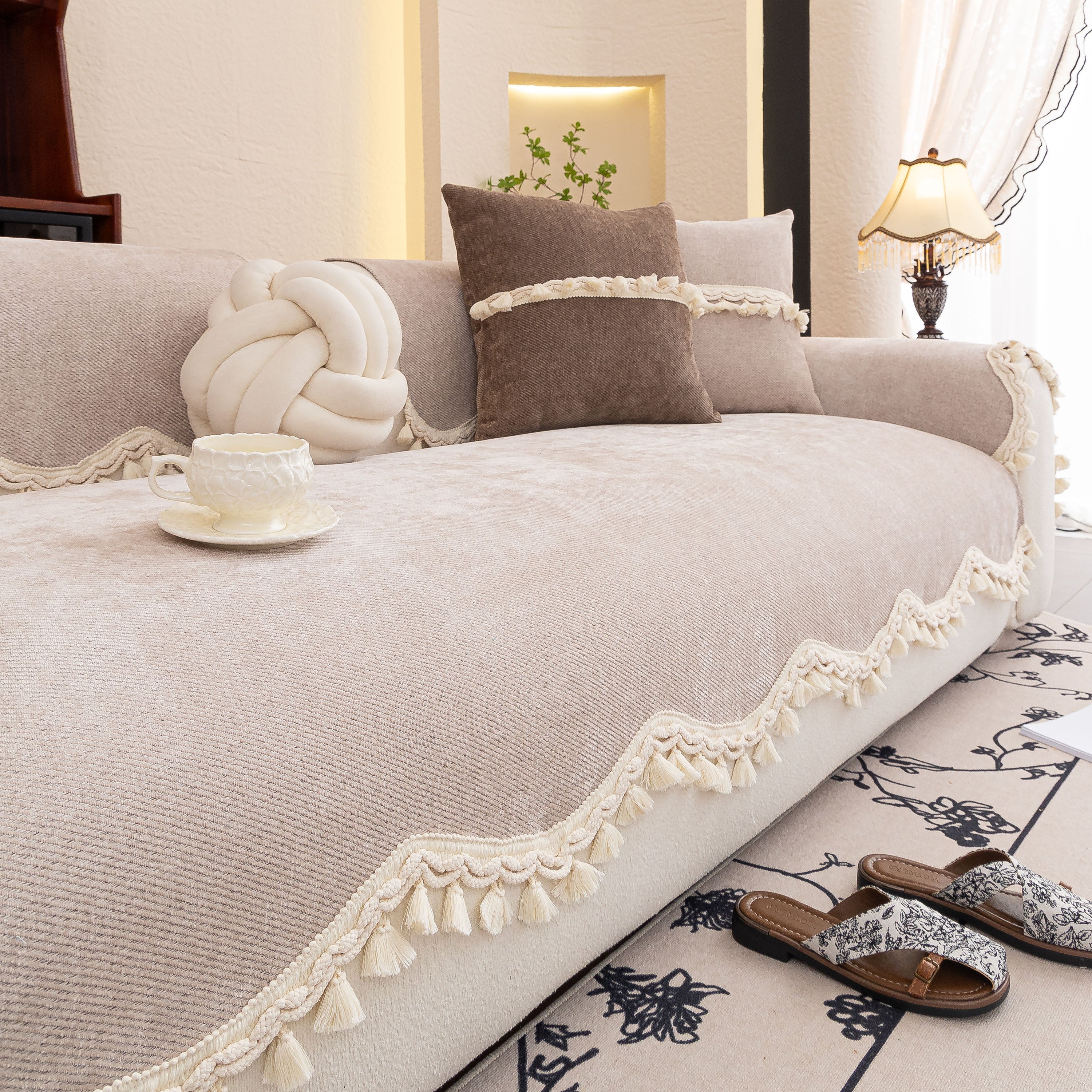 Chenille Sofa Cover Towel – Non-Slip, Washable Pets Couch Protector with Tassels - Image 110