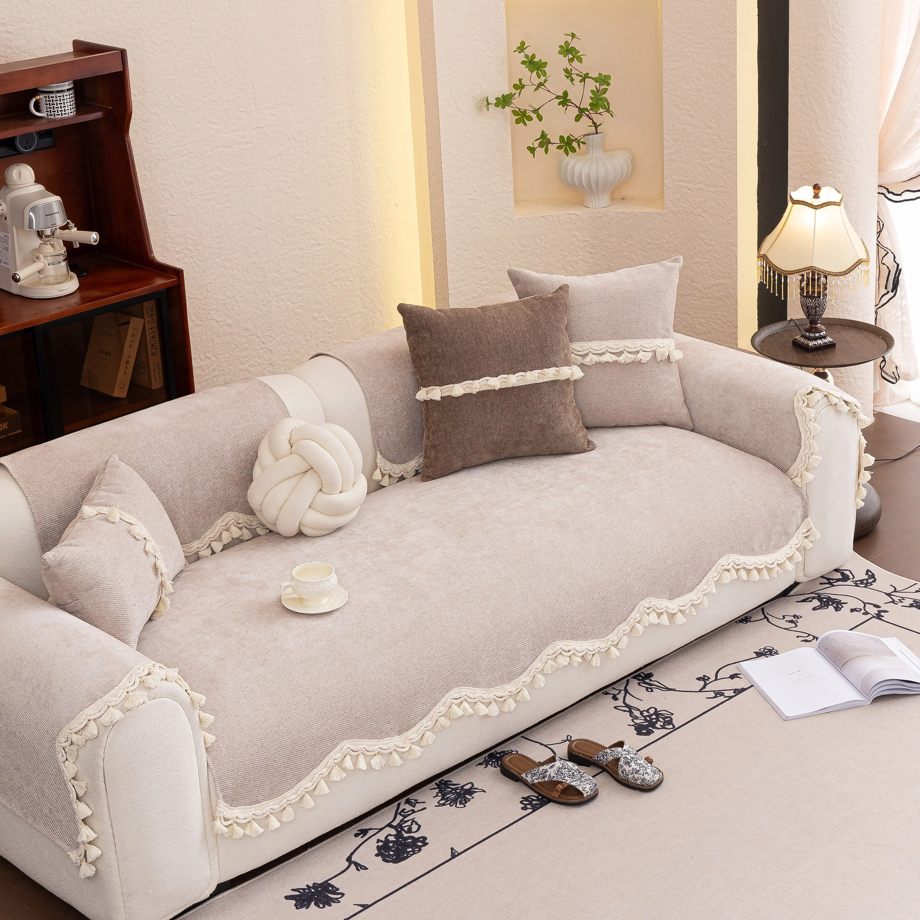 Chenille Sofa Cover Towel – Non-Slip, Washable Pets Couch Protector with Tassels - Image 113