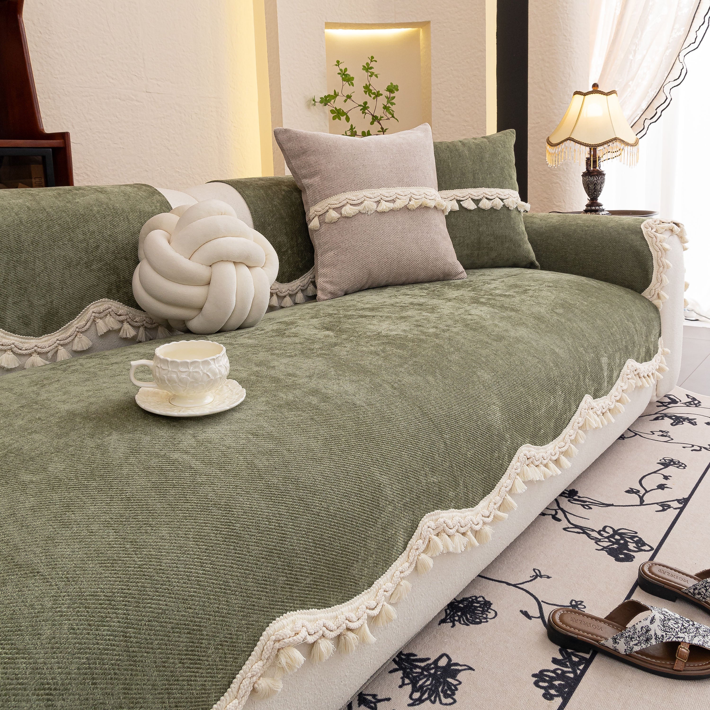 Chenille Sofa Cover Towel – Non-Slip, Washable Pets Couch Protector with Tassels - Image 22