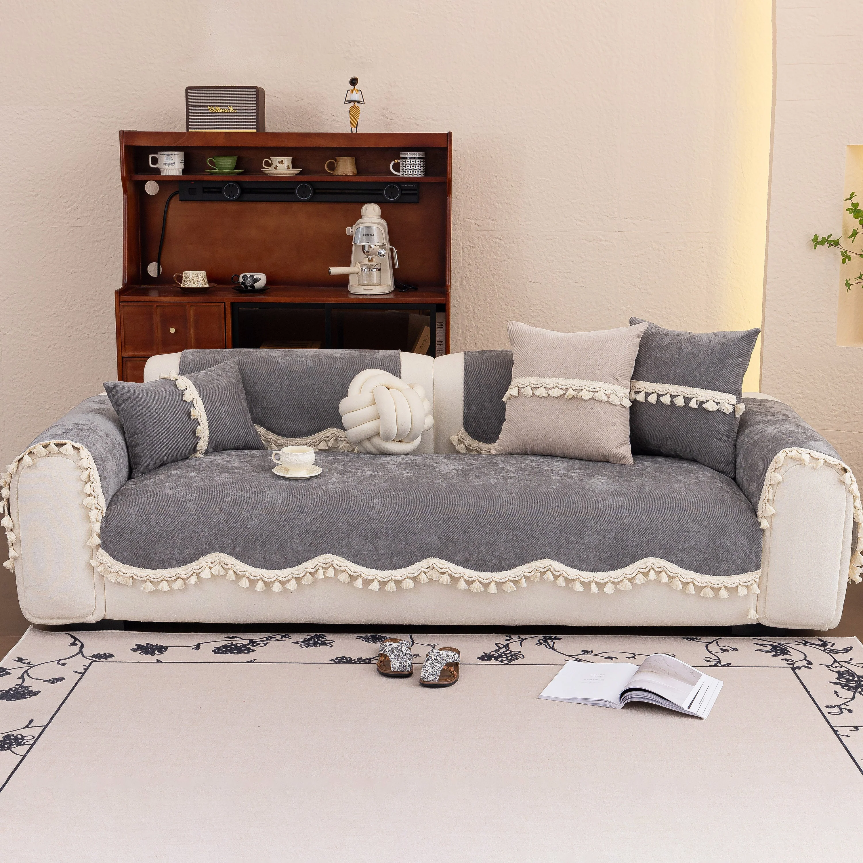 Chenille Sofa Cover Towel – Non-Slip, Washable Pets Couch Protector with Tassels - Image 34