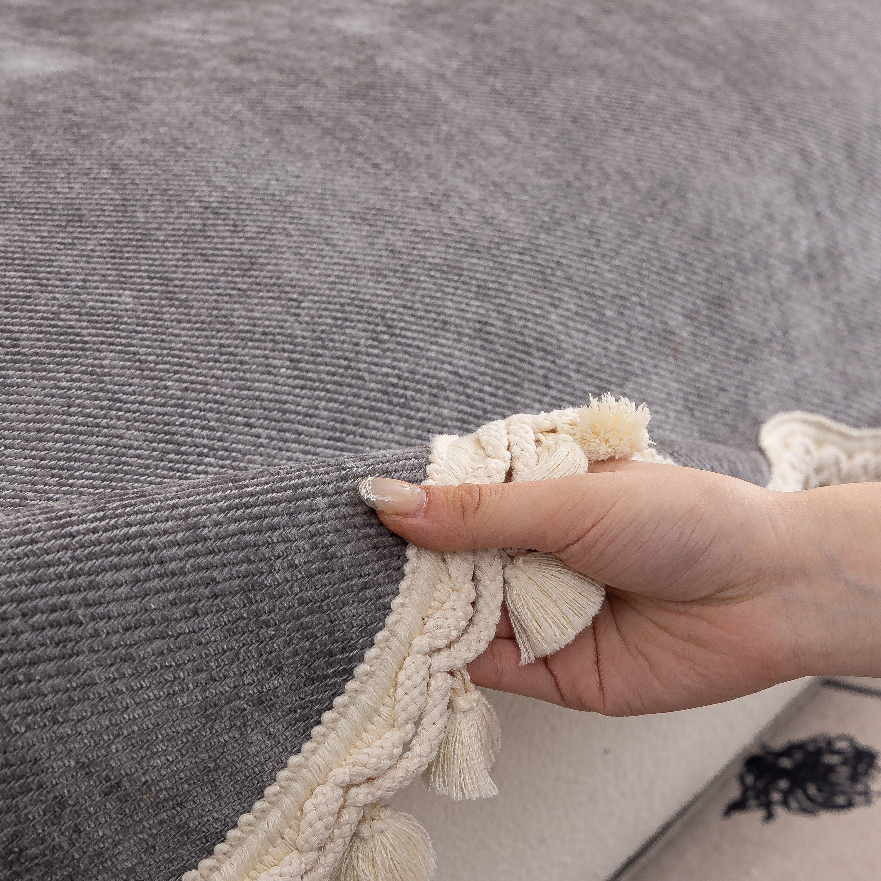 Chenille Sofa Cover Towel – Non-Slip, Washable Pets Couch Protector with Tassels - Image 42