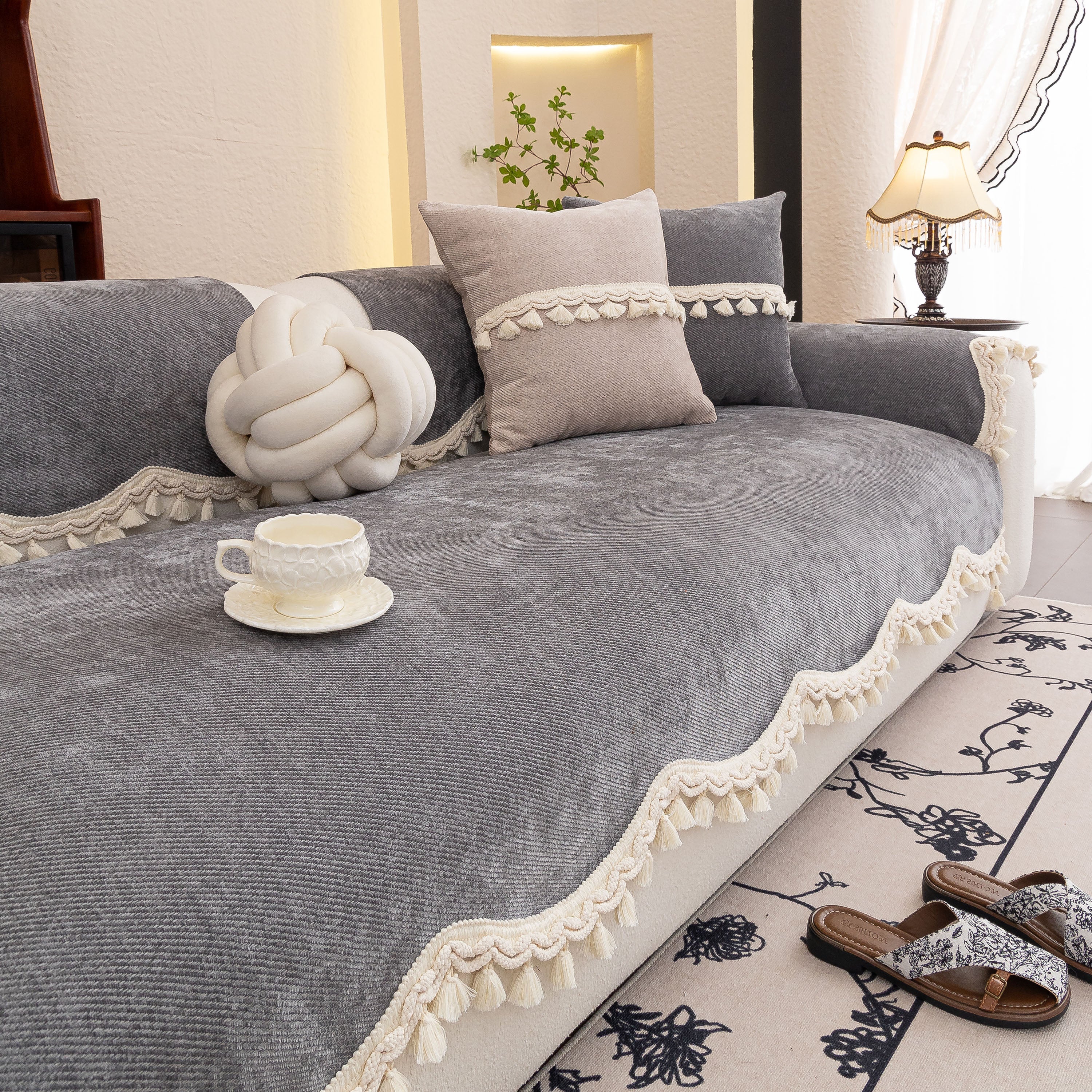 Chenille Sofa Cover Towel – Non-Slip, Washable Pets Couch Protector with Tassels - Image 55