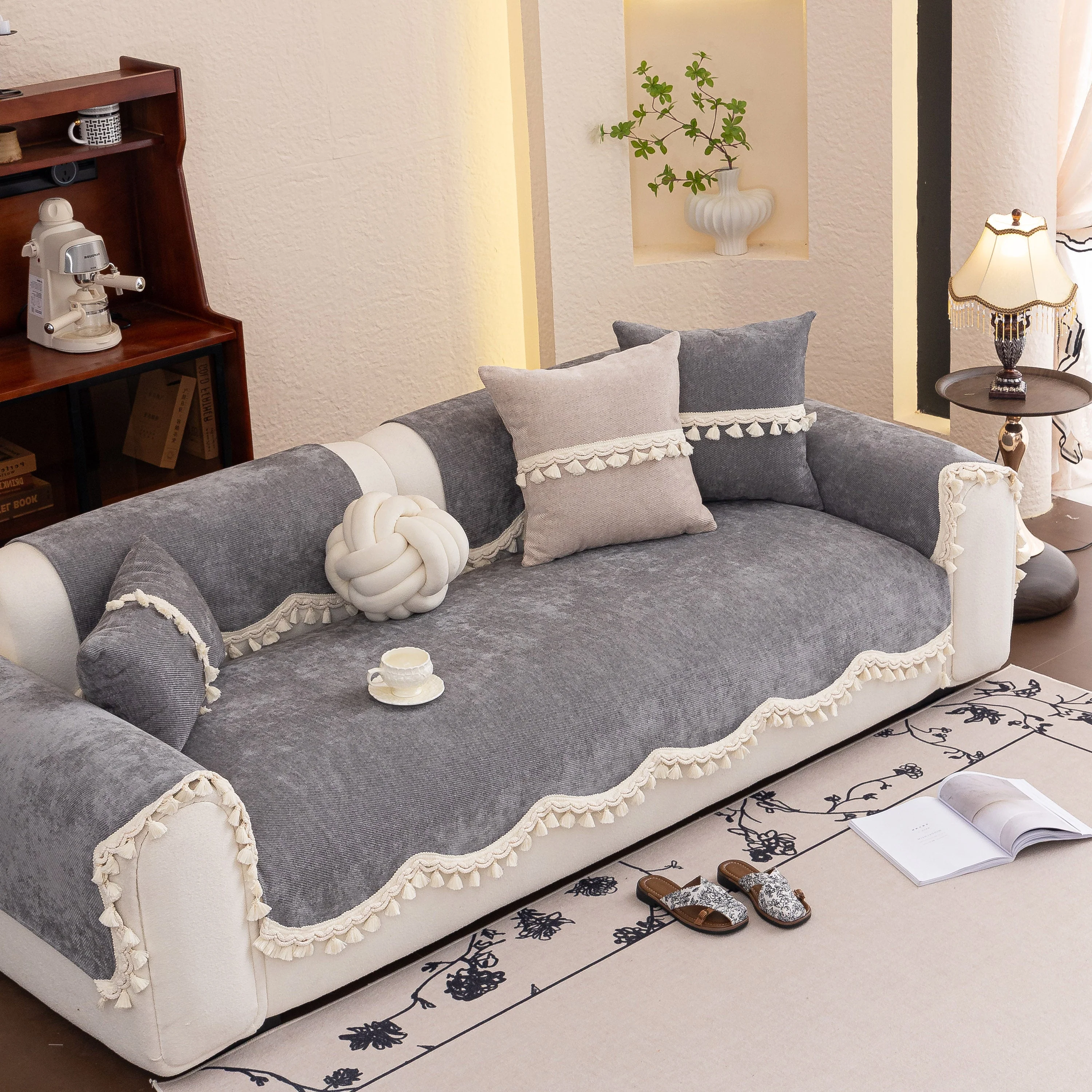 Chenille Sofa Cover Towel – Non-Slip, Washable Pets Couch Protector with Tassels - Image 57
