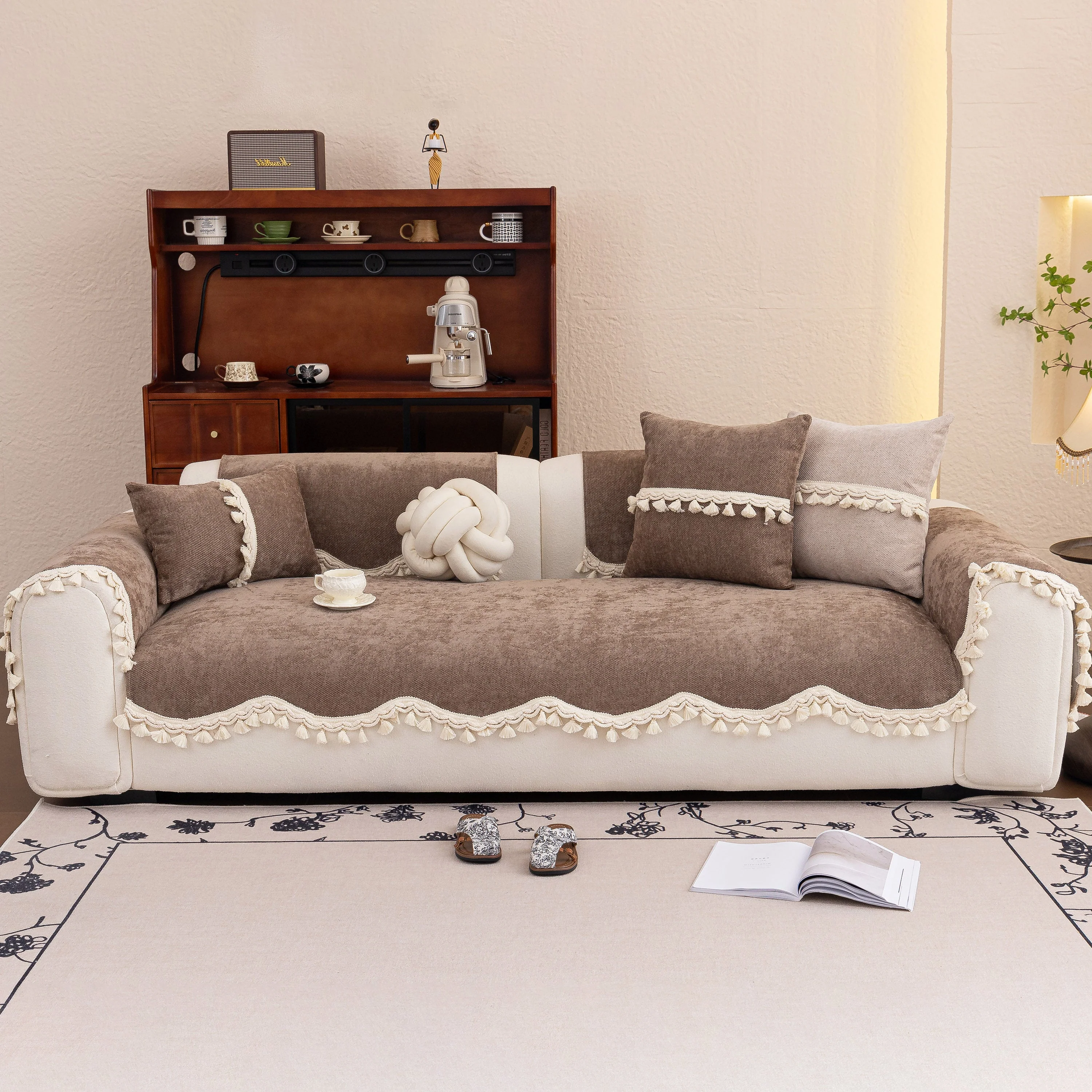 Chenille Sofa Cover Towel – Non-Slip, Washable Pets Couch Protector with Tassels - Image 61