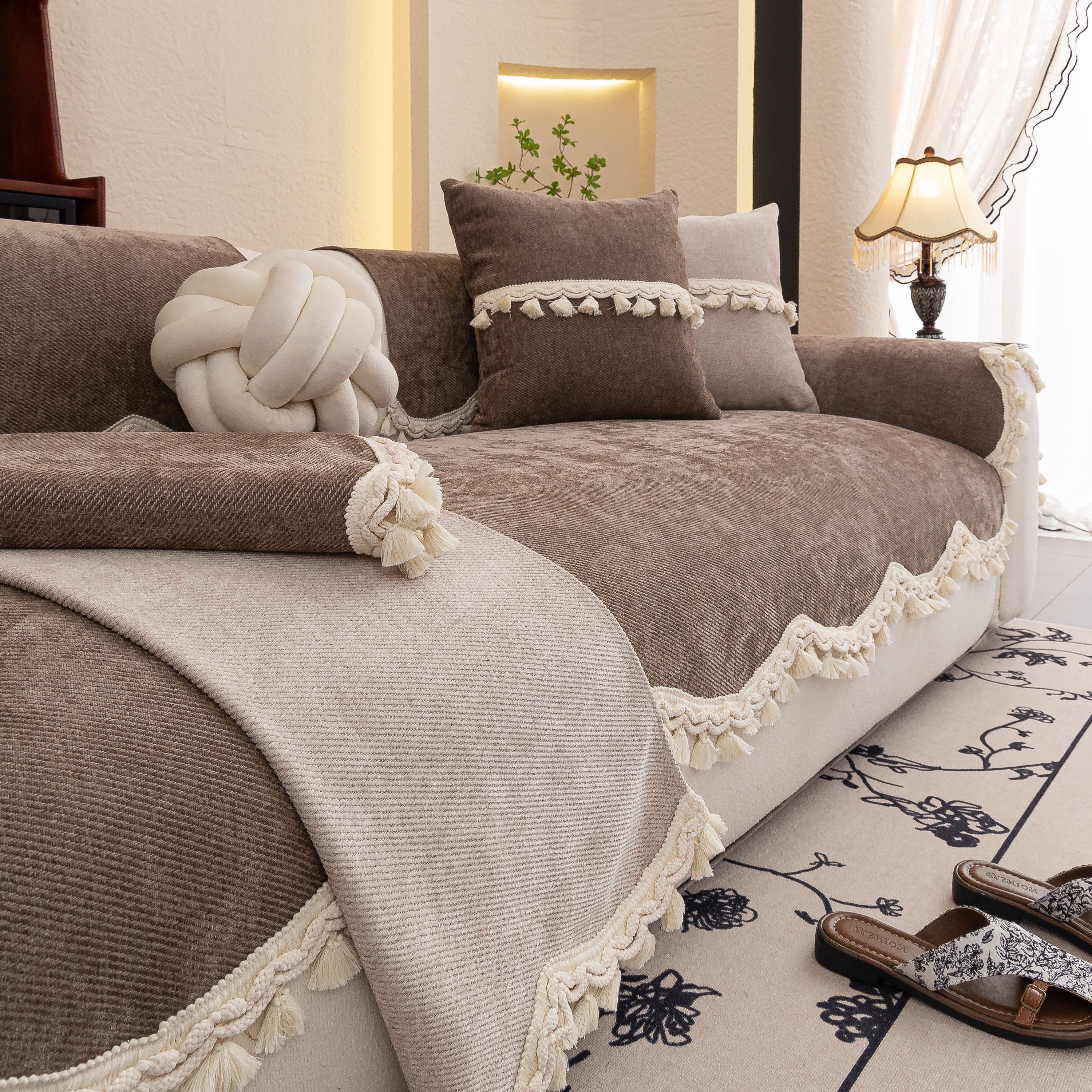 Chenille Sofa Cover Towel – Non-Slip, Washable Pets Couch Protector with Tassels - Image 75