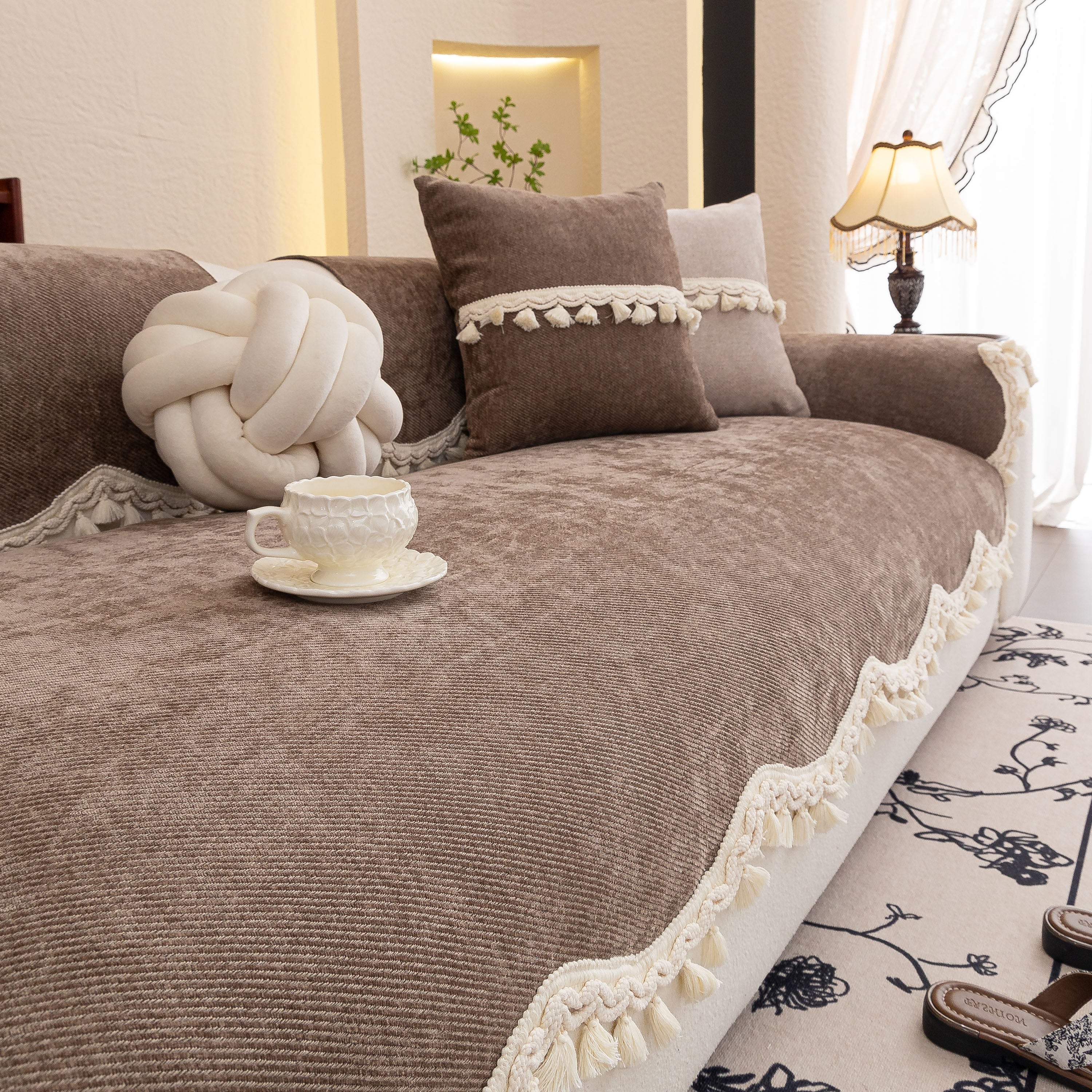 Chenille Sofa Cover Towel – Non-Slip, Washable Pets Couch Protector with Tassels - Image 77