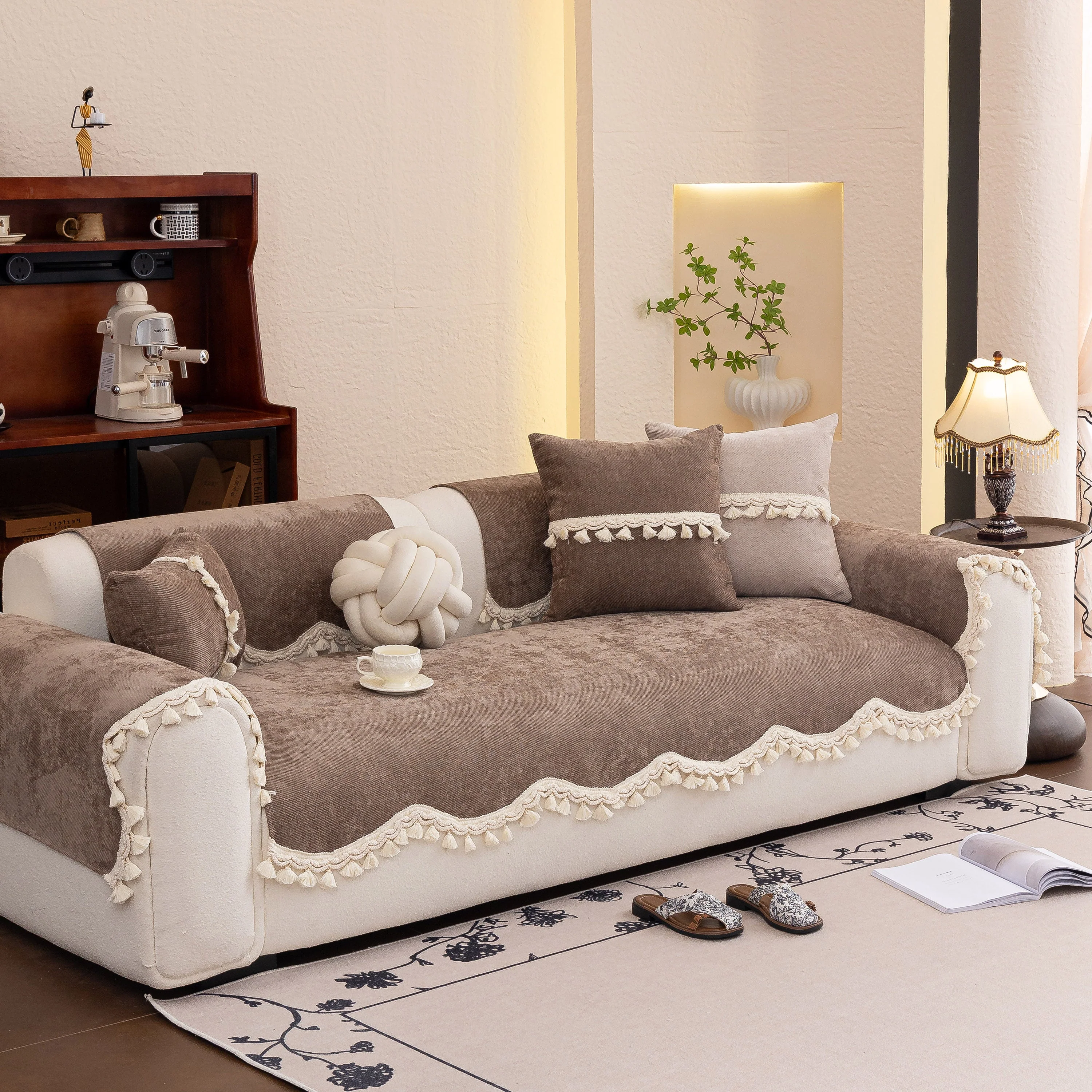 Chenille Sofa Cover Towel – Non-Slip, Washable Pets Couch Protector with Tassels - Image 80