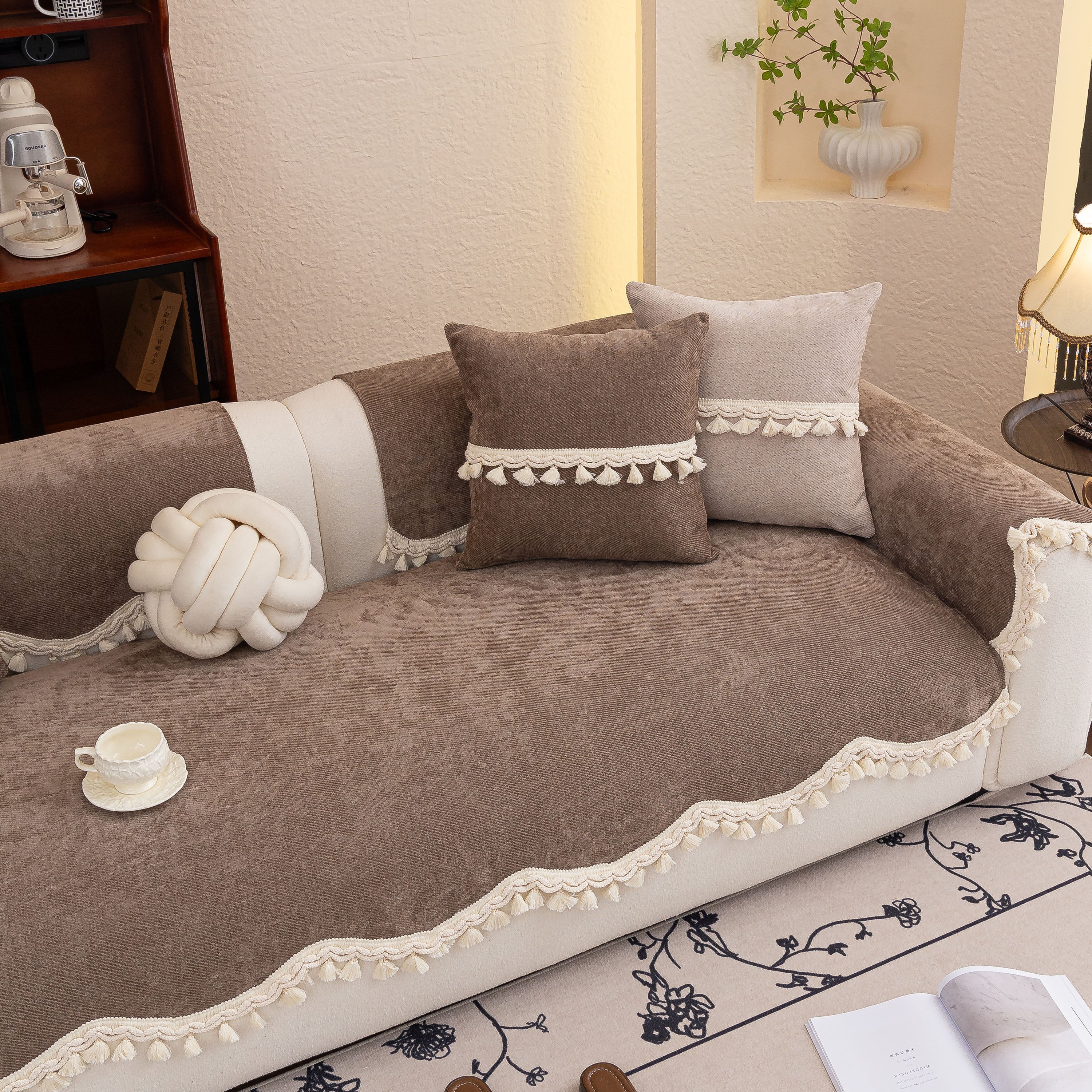 Chenille Sofa Cover Towel – Non-Slip, Washable Pets Couch Protector with Tassels - Image 84