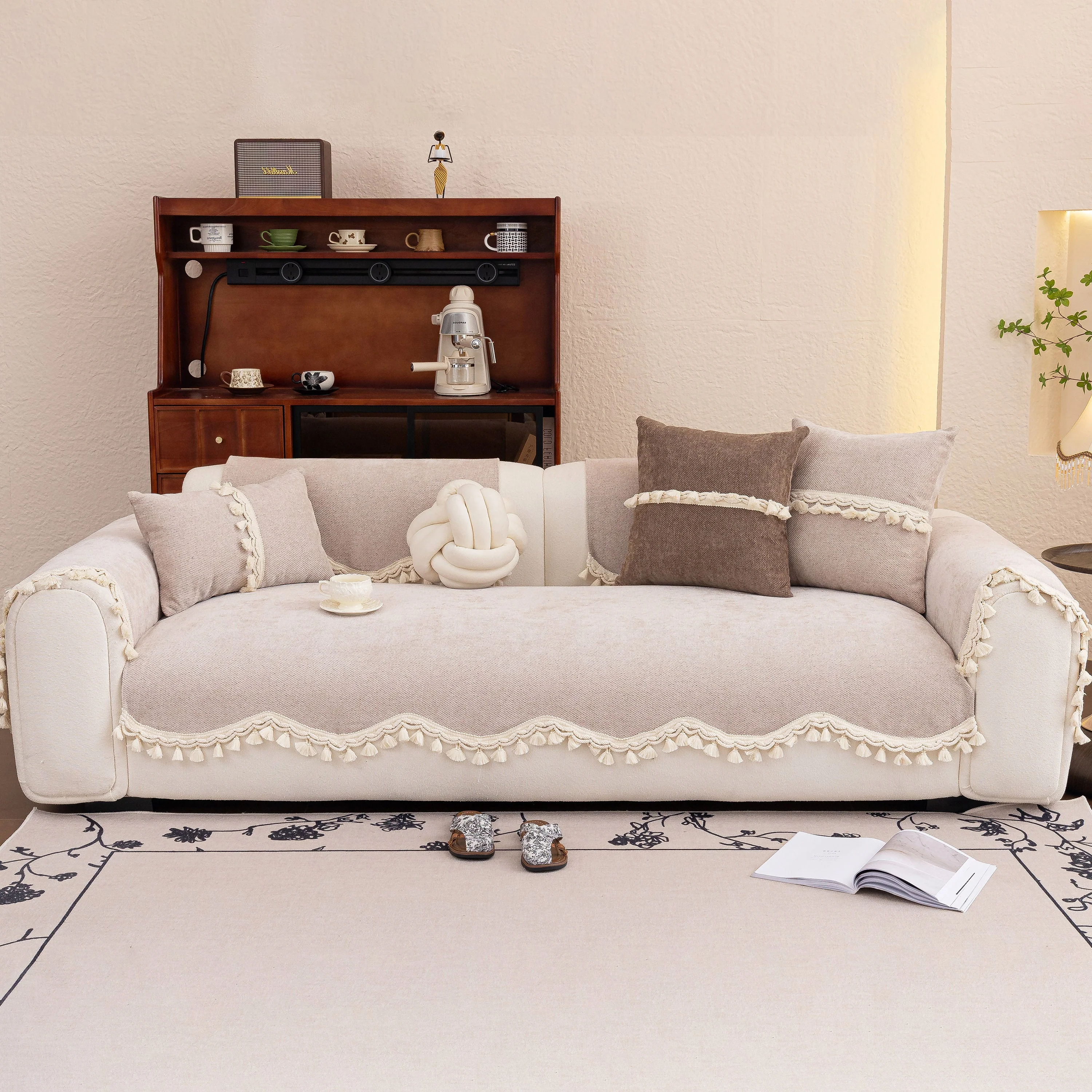 Chenille Sofa Cover Towel – Non-Slip, Washable Pets Couch Protector with Tassels - Image 87