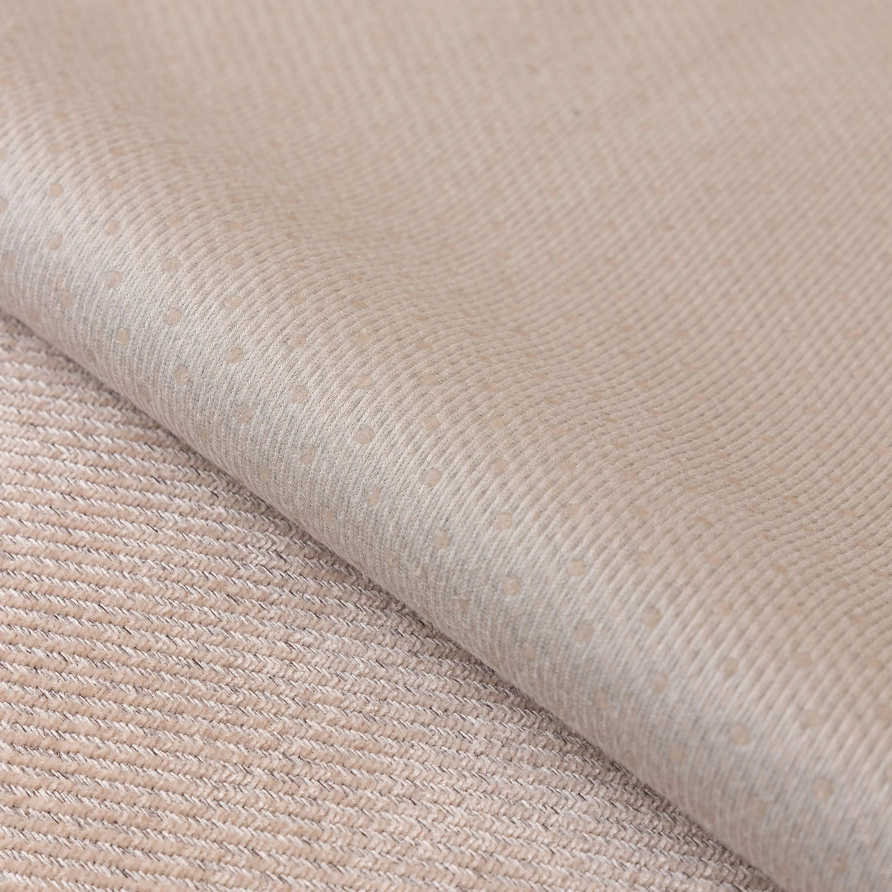 Chenille Sofa Cover Towel – Non-Slip, Washable Pets Couch Protector with Tassels - Image 91