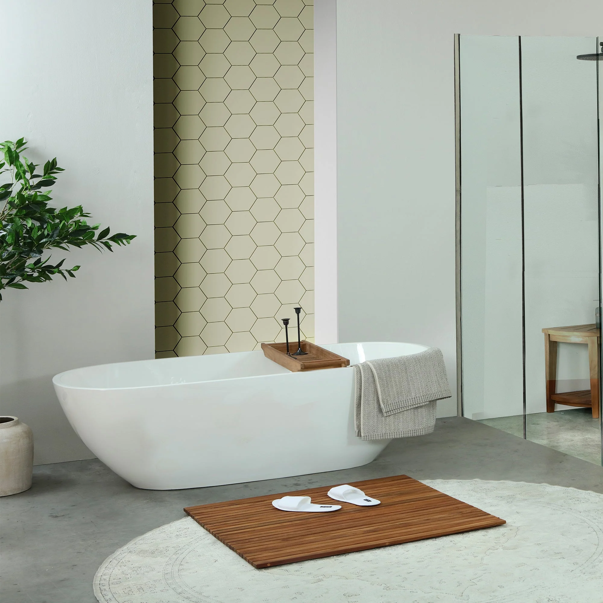 Chiba Teak Shower and Bath String Mat with Rubber Footing 36″ x 36" - Image 6