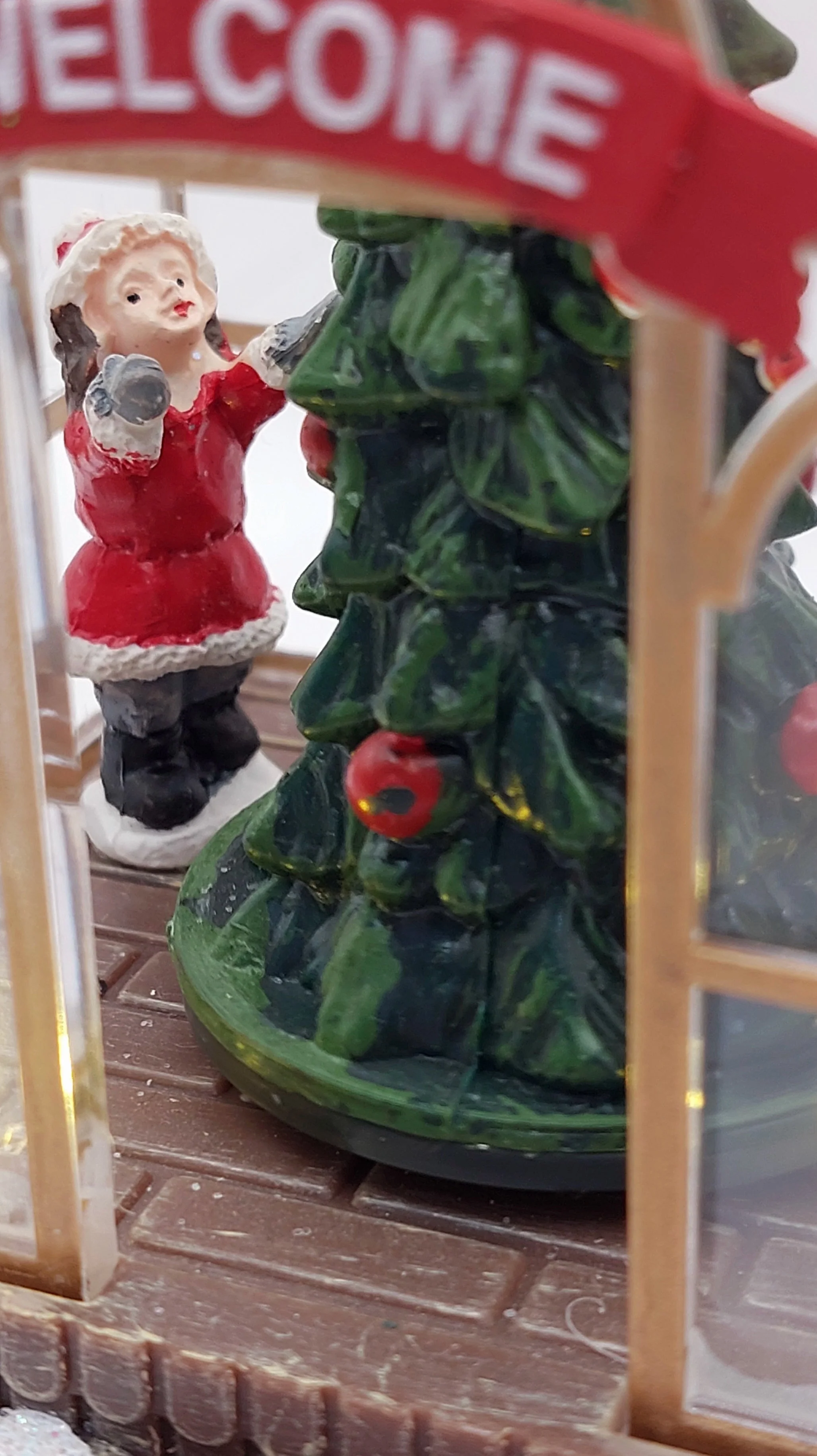 Christmas Village - Greenhouse by Wizardi F07-N1-15-2401 - Image 4
