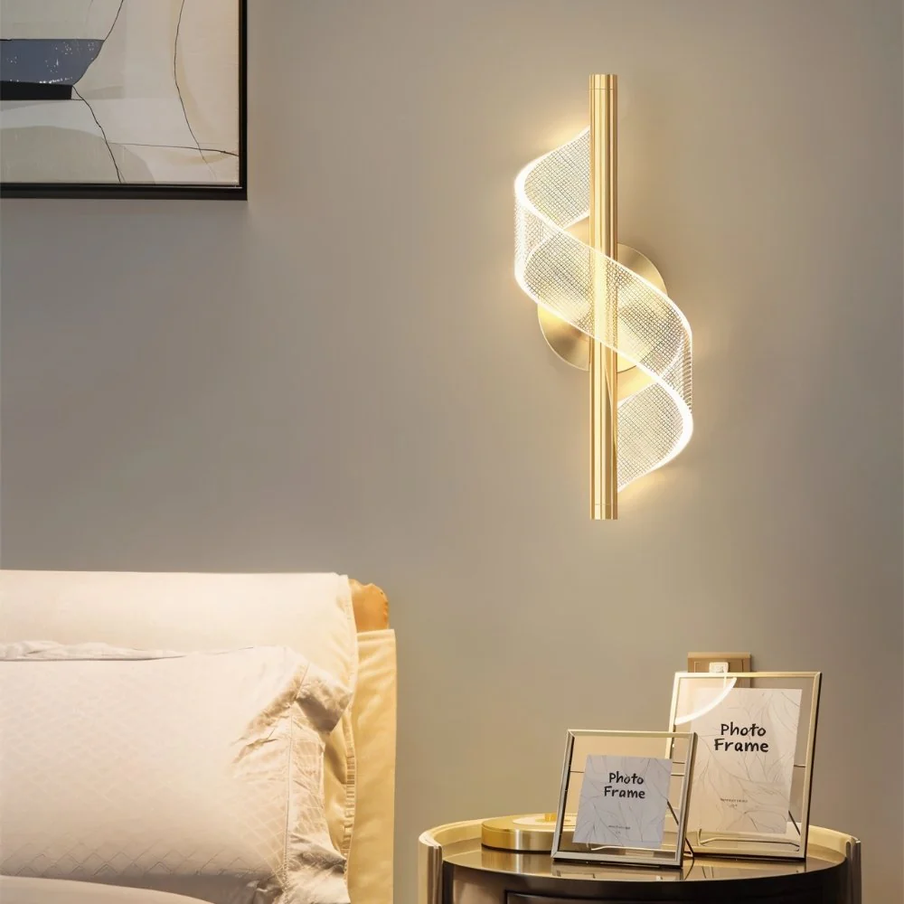 Cicero Wall Lamp - Image 5