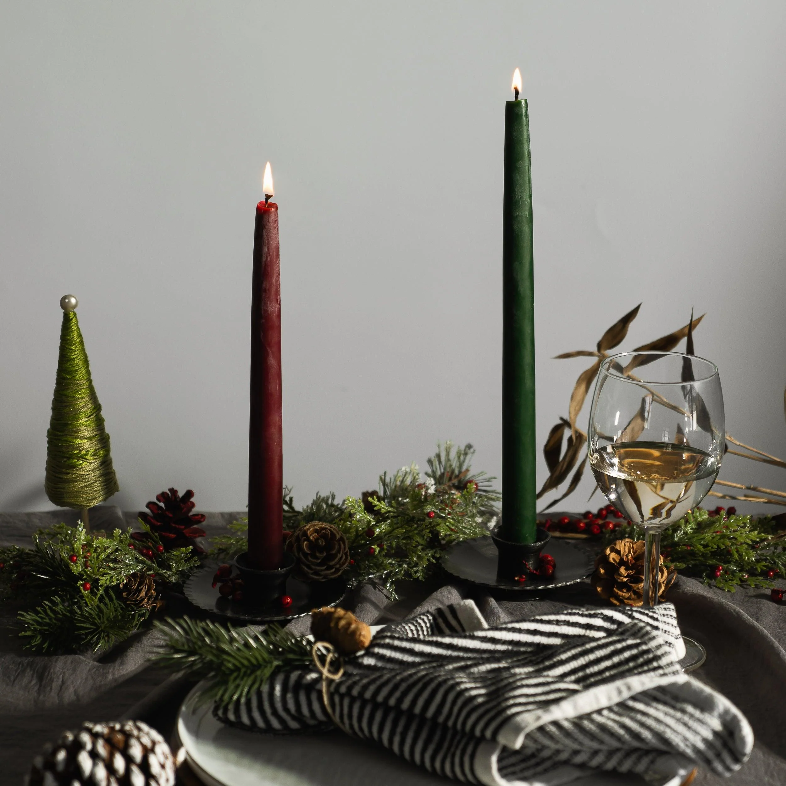 Classic Christmas Beeswax Taper Candle Bundle - Red & Moss Green - Image 3