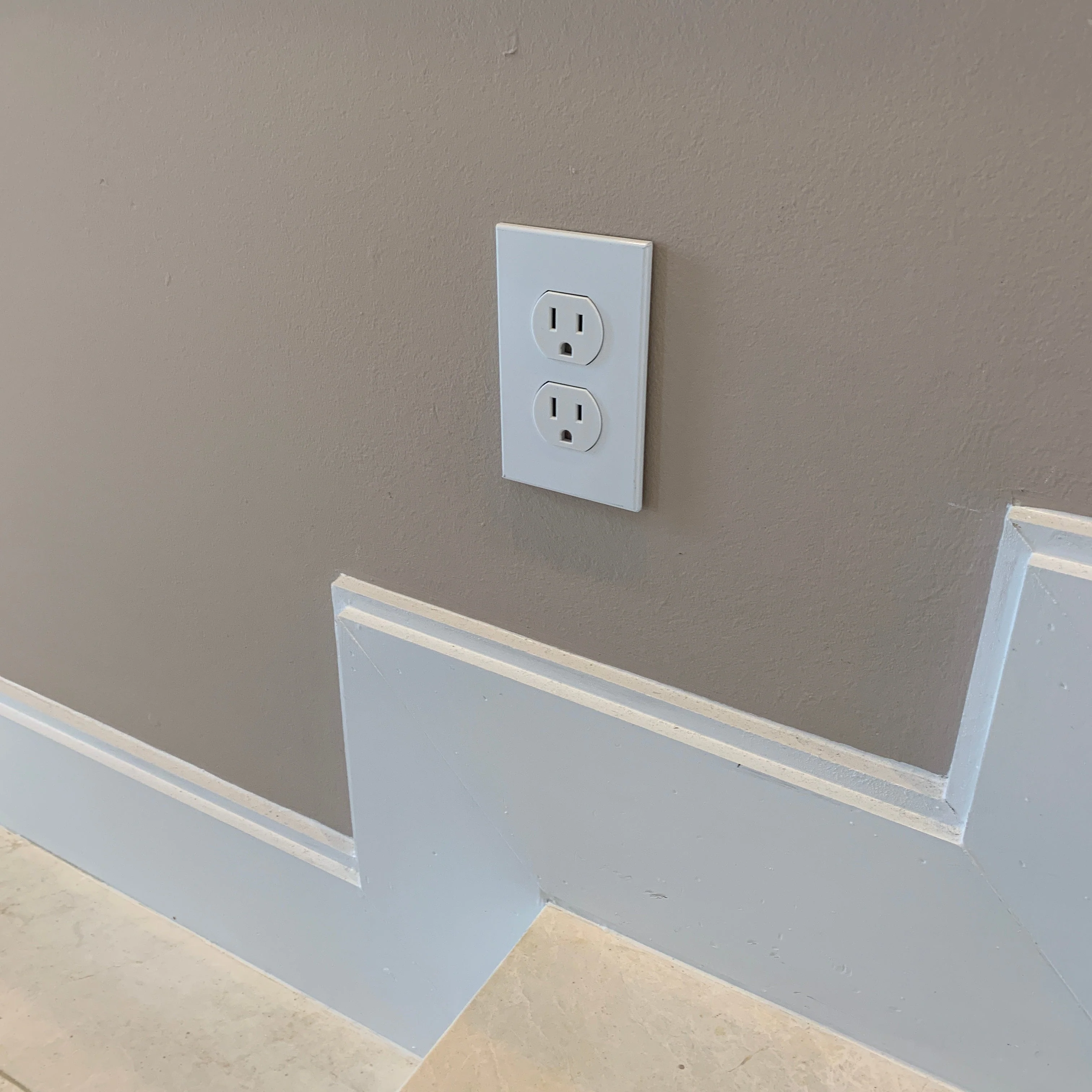 CleanPlate Classic Wall Plate in Contemporary White for Toggle Switches - Image 2