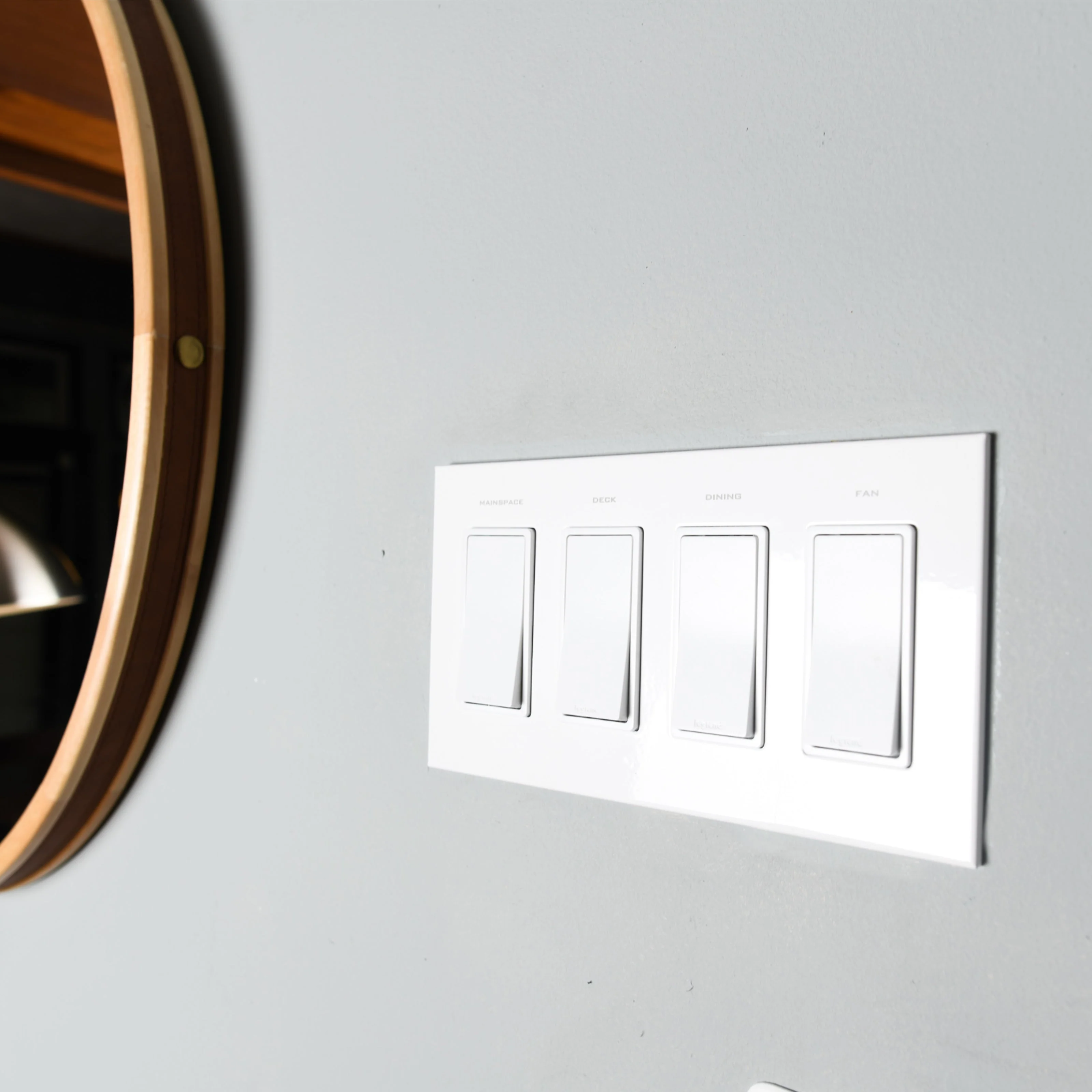 CleanPlate Wall Plate in Contemporary White for Rocker Switches - Image 9
