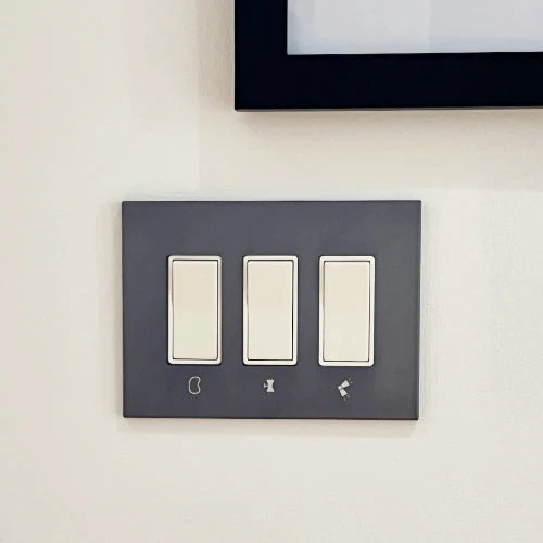 CleanPlate Wall Plate in Jet Black for Rocker Switches - Image 3