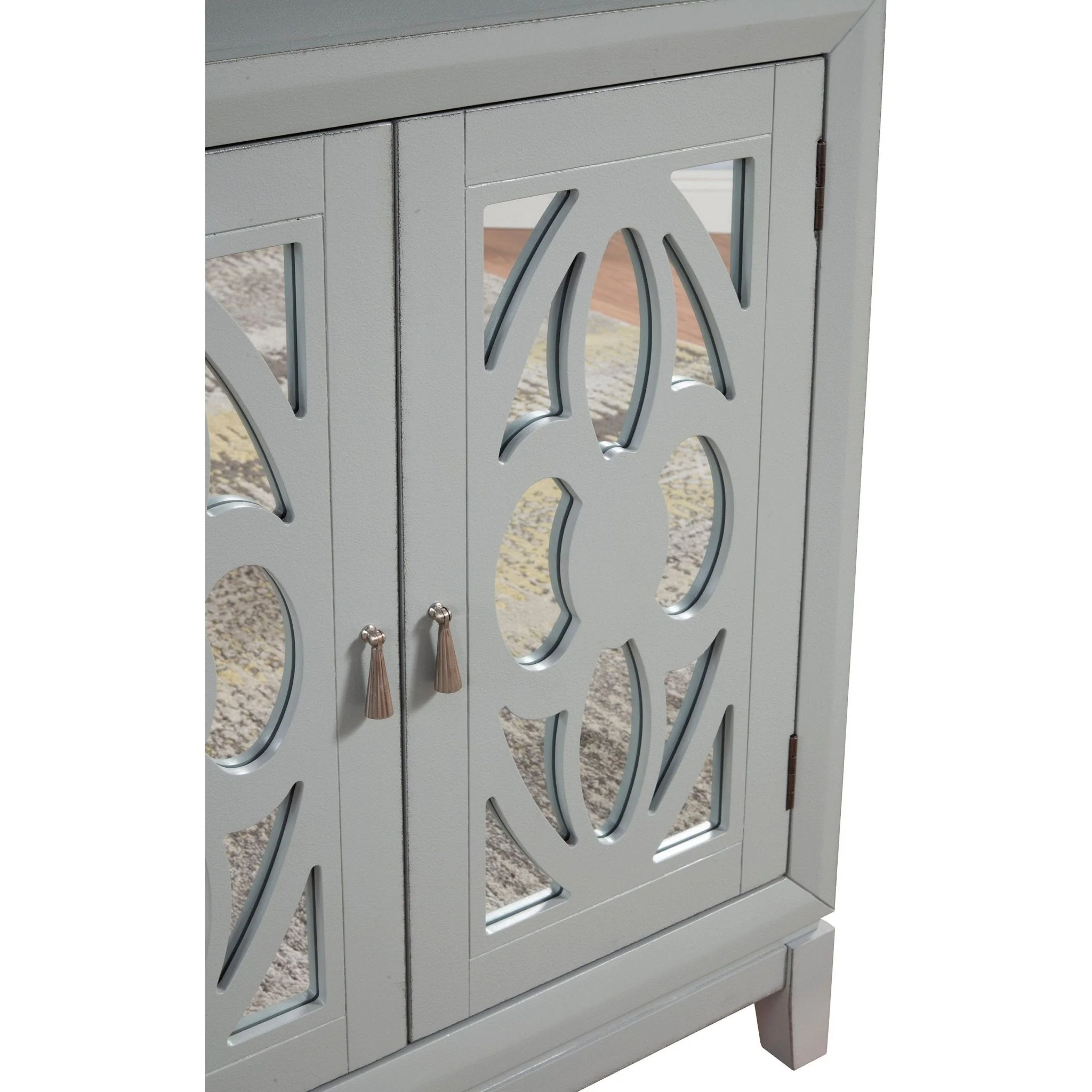 Clover Accent Chest - Image 3