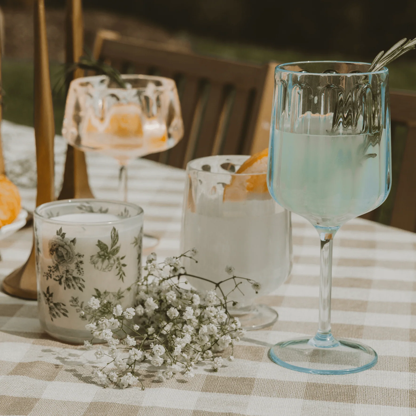 Outdoor Plastic Coupe Drinkware - Image 3