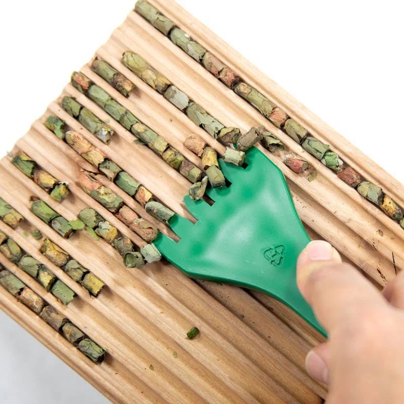 Cocoon Harvesting Comb - Image 7