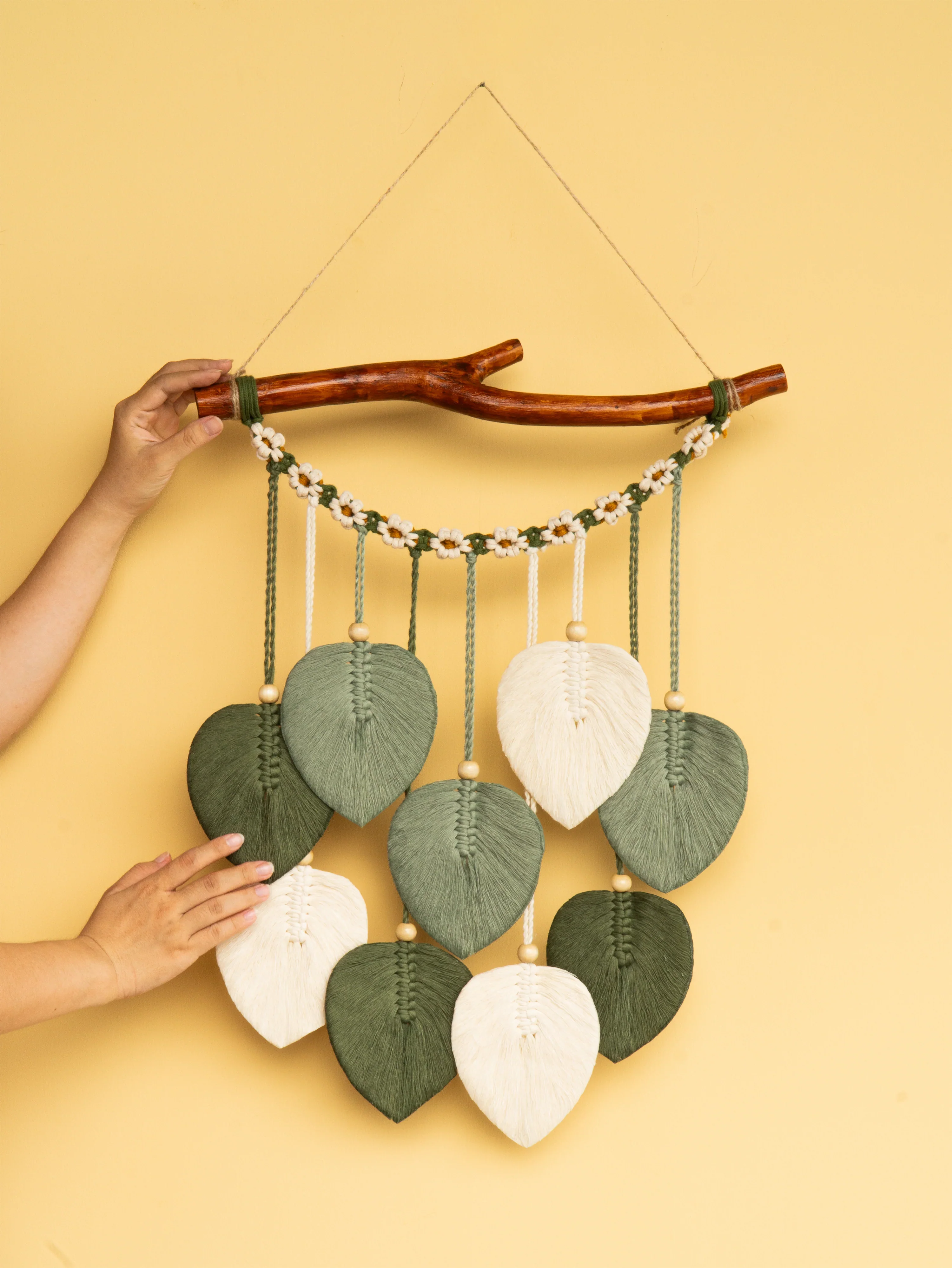 Coda Green Macrame Leaves with Flower Tassel - Image 7