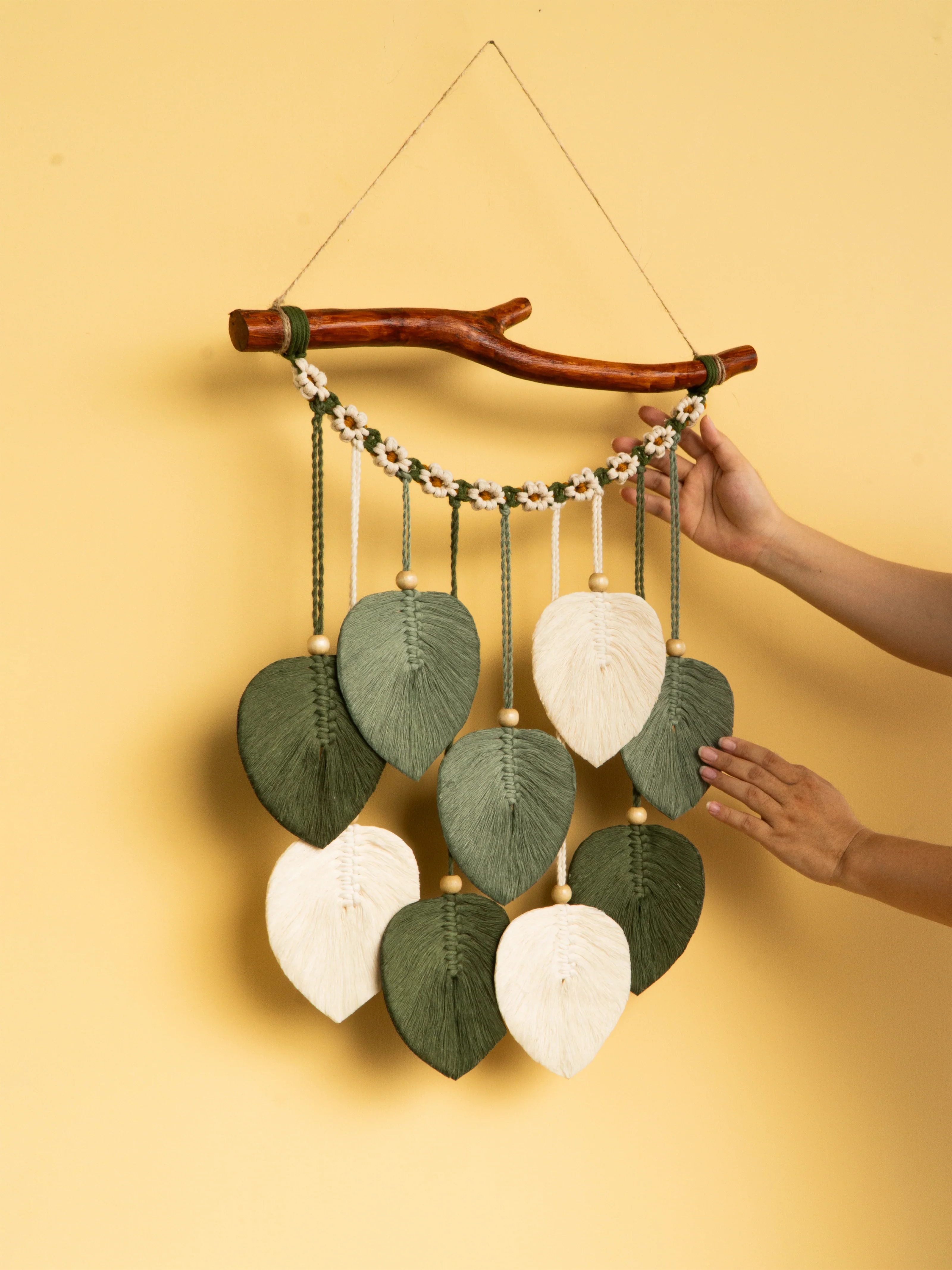 Coda Green Macrame Leaves with Flower Tassel - Image 9