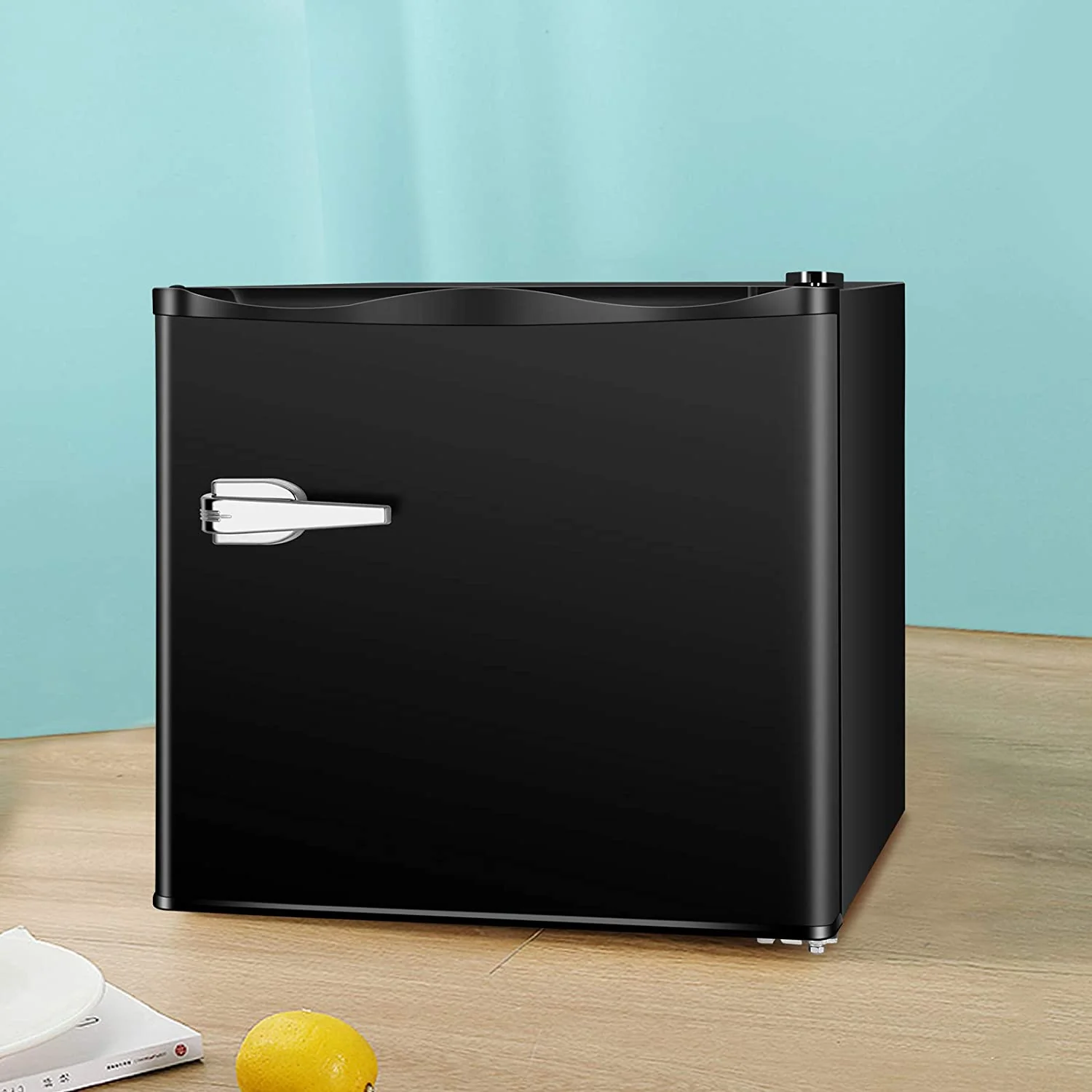 Compact Upright Freezer D6835 - Image 14