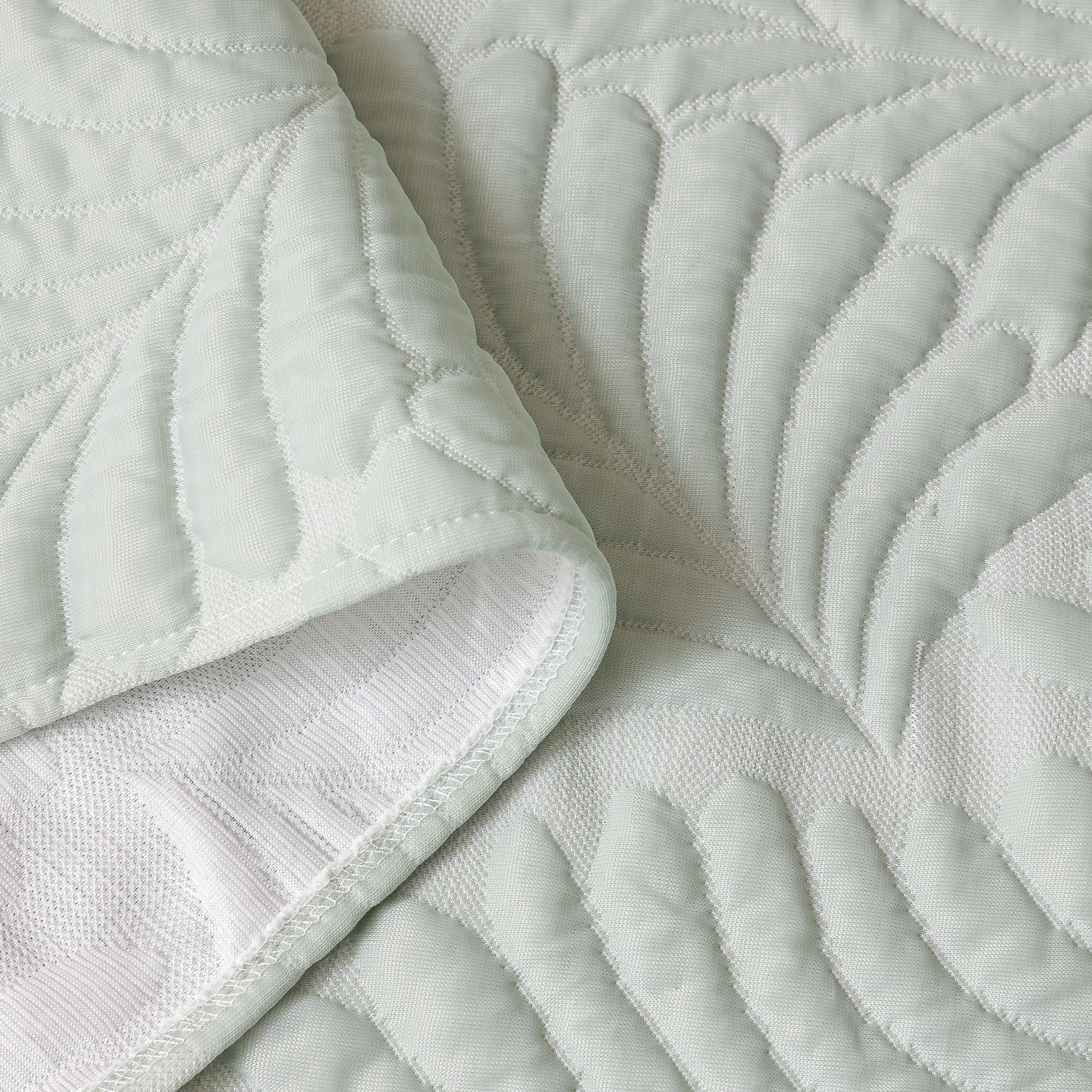 Cooling Quilted Non-Slip Furniture Protector for Pets & Kids, Washable Sofa Slipcover - Image 75