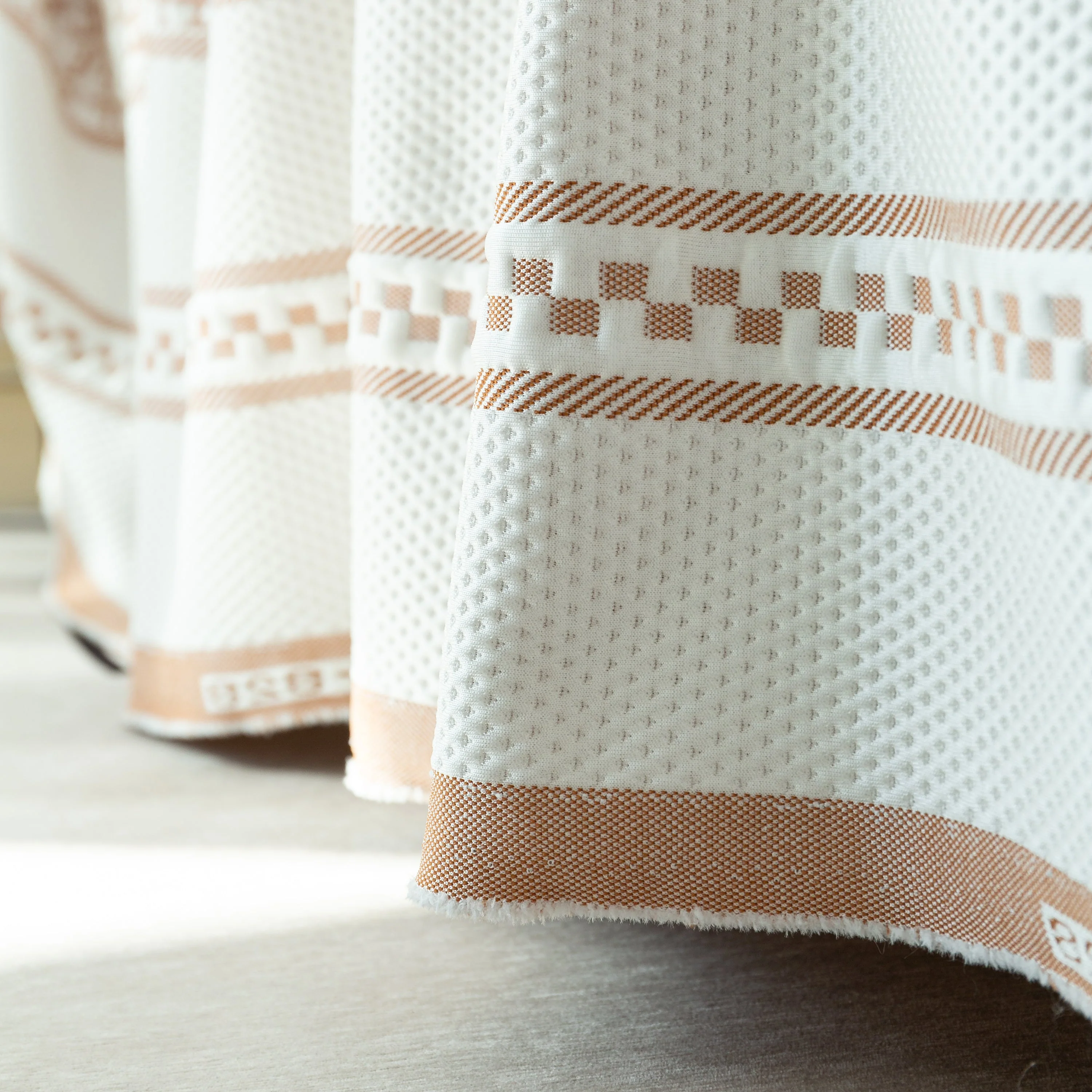 Cooling Throws for Sofas and Chairs, Scratch Resistant Couch Protector Blanket - Image 28
