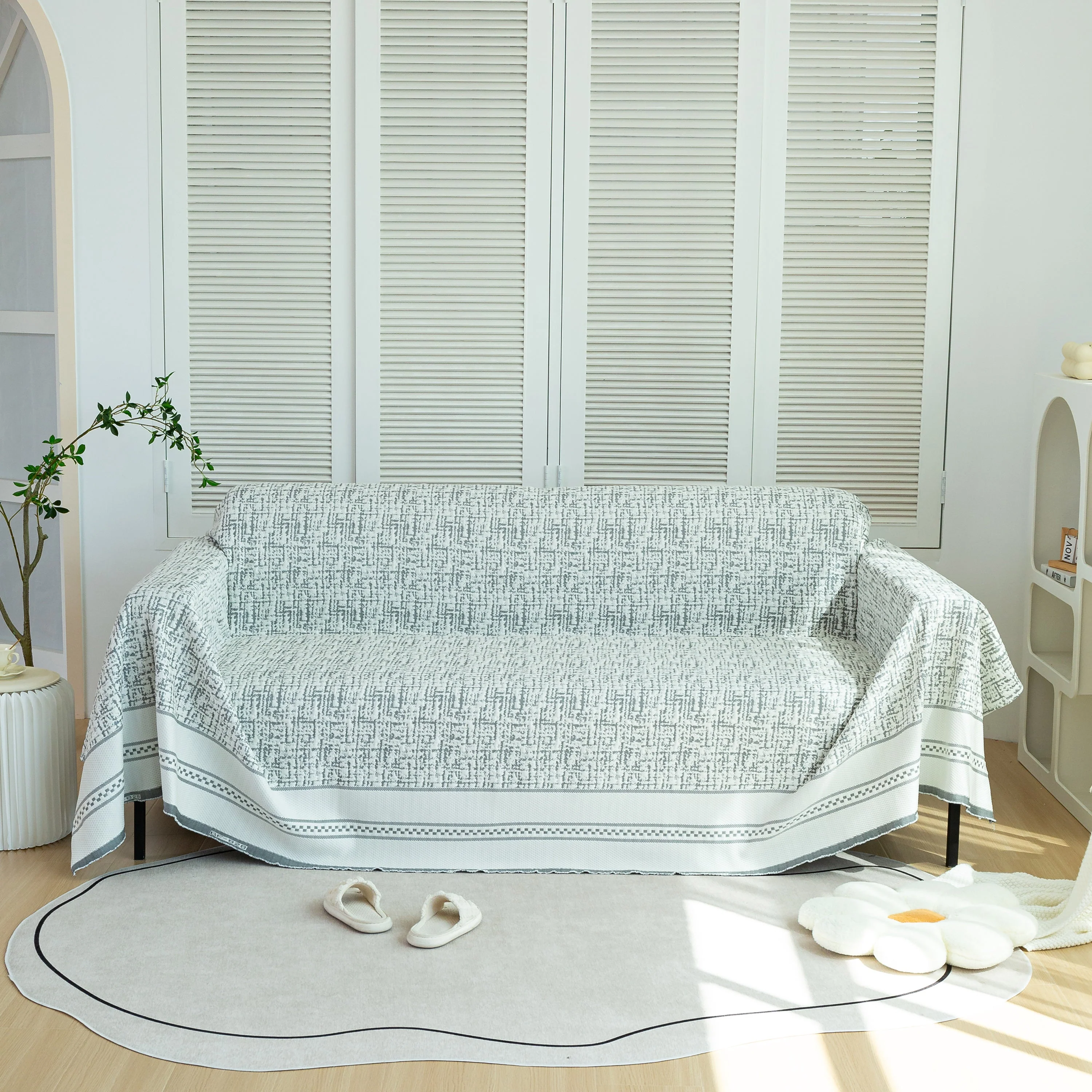 Cooling Throws for Sofas and Chairs, Scratch Resistant Couch Protector Blanket - Image 34