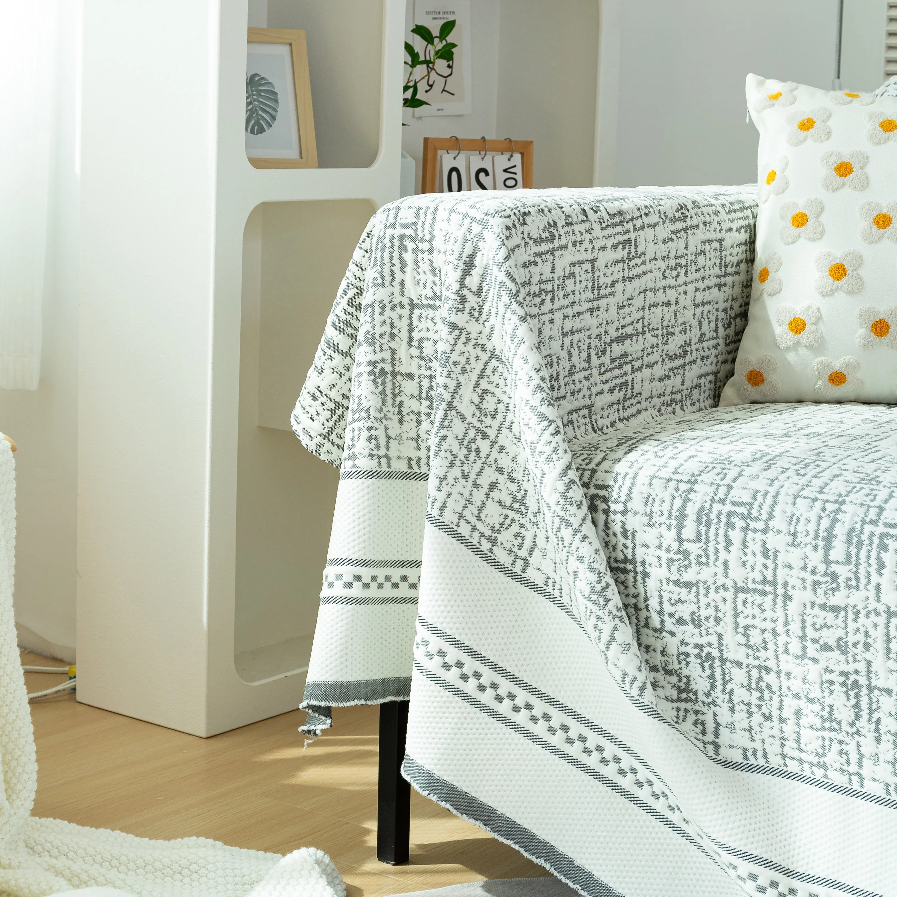 Cooling Throws for Sofas and Chairs, Scratch Resistant Couch Protector Blanket - Image 40