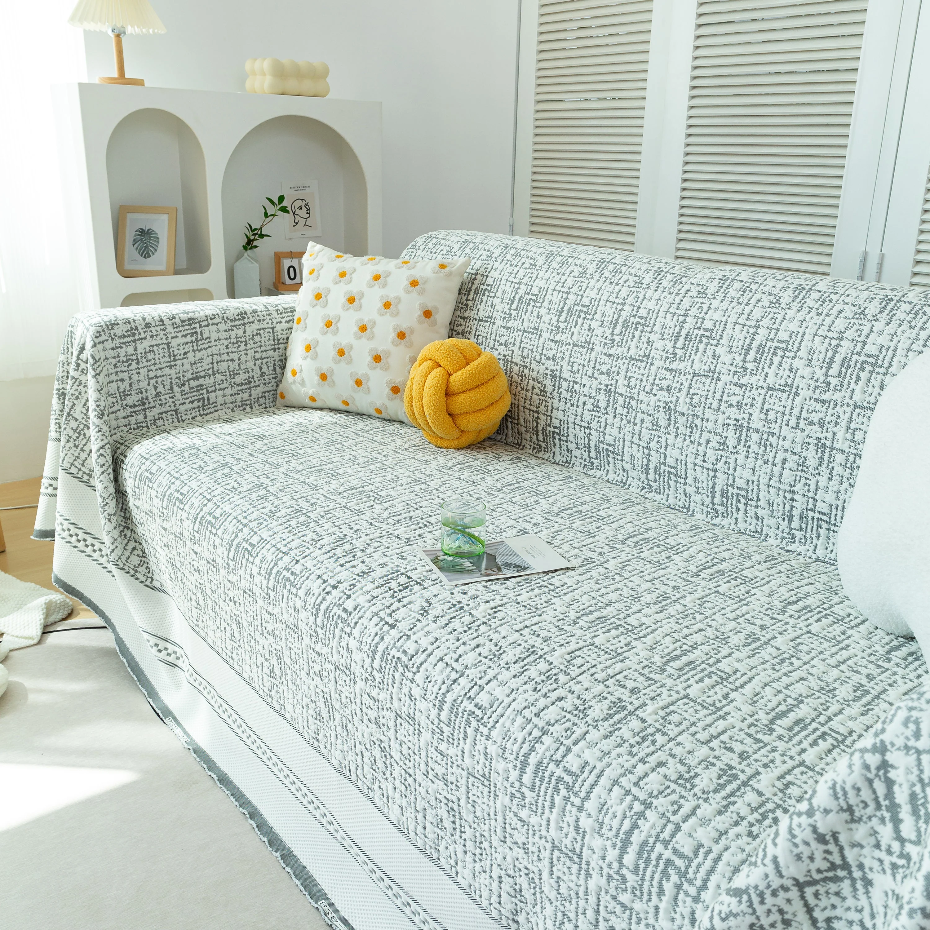 Cooling Throws for Sofas and Chairs, Scratch Resistant Couch Protector Blanket - Image 41