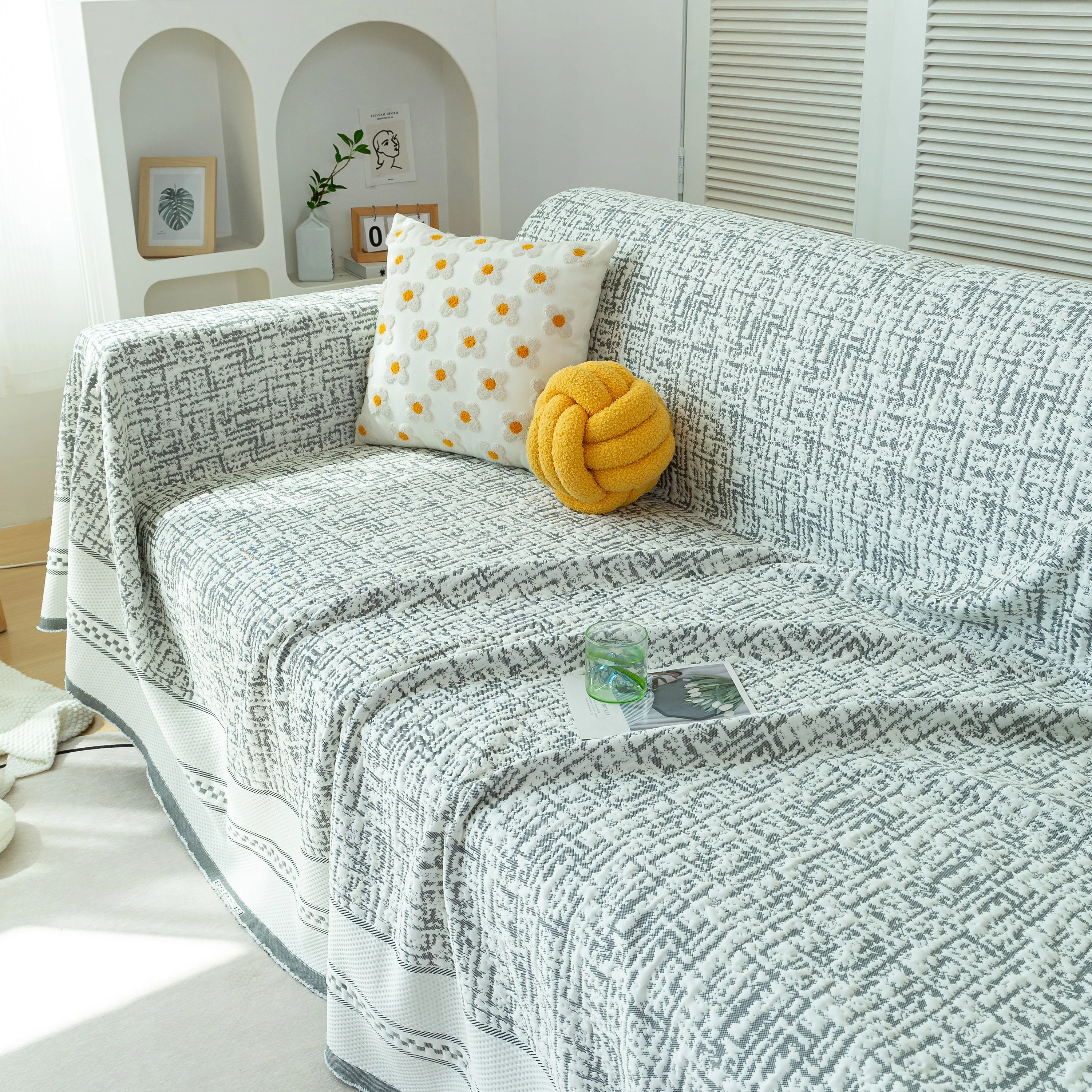Cooling Throws for Sofas and Chairs, Scratch Resistant Couch Protector Blanket - Image 42