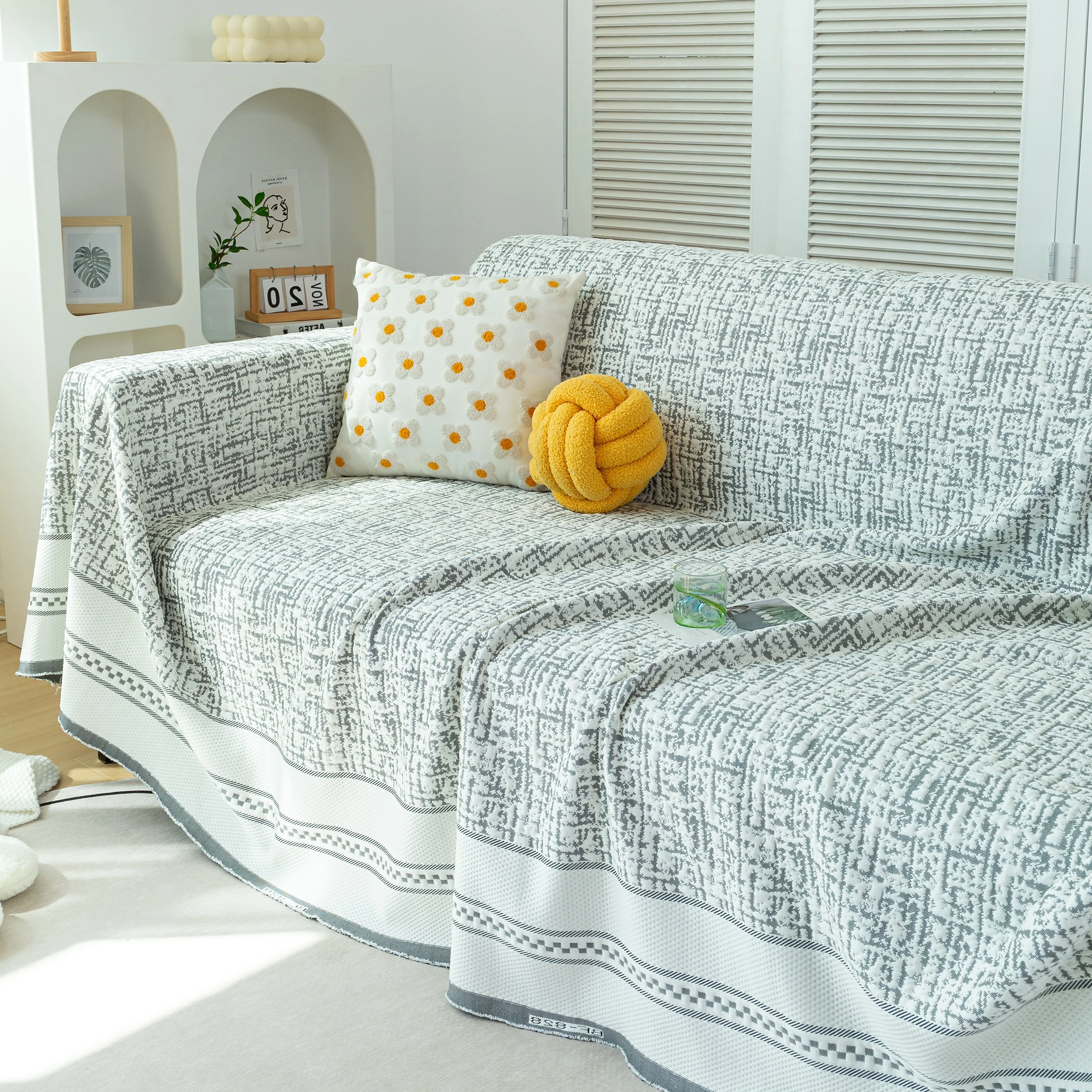 Cooling Throws for Sofas and Chairs, Scratch Resistant Couch Protector Blanket - Image 43