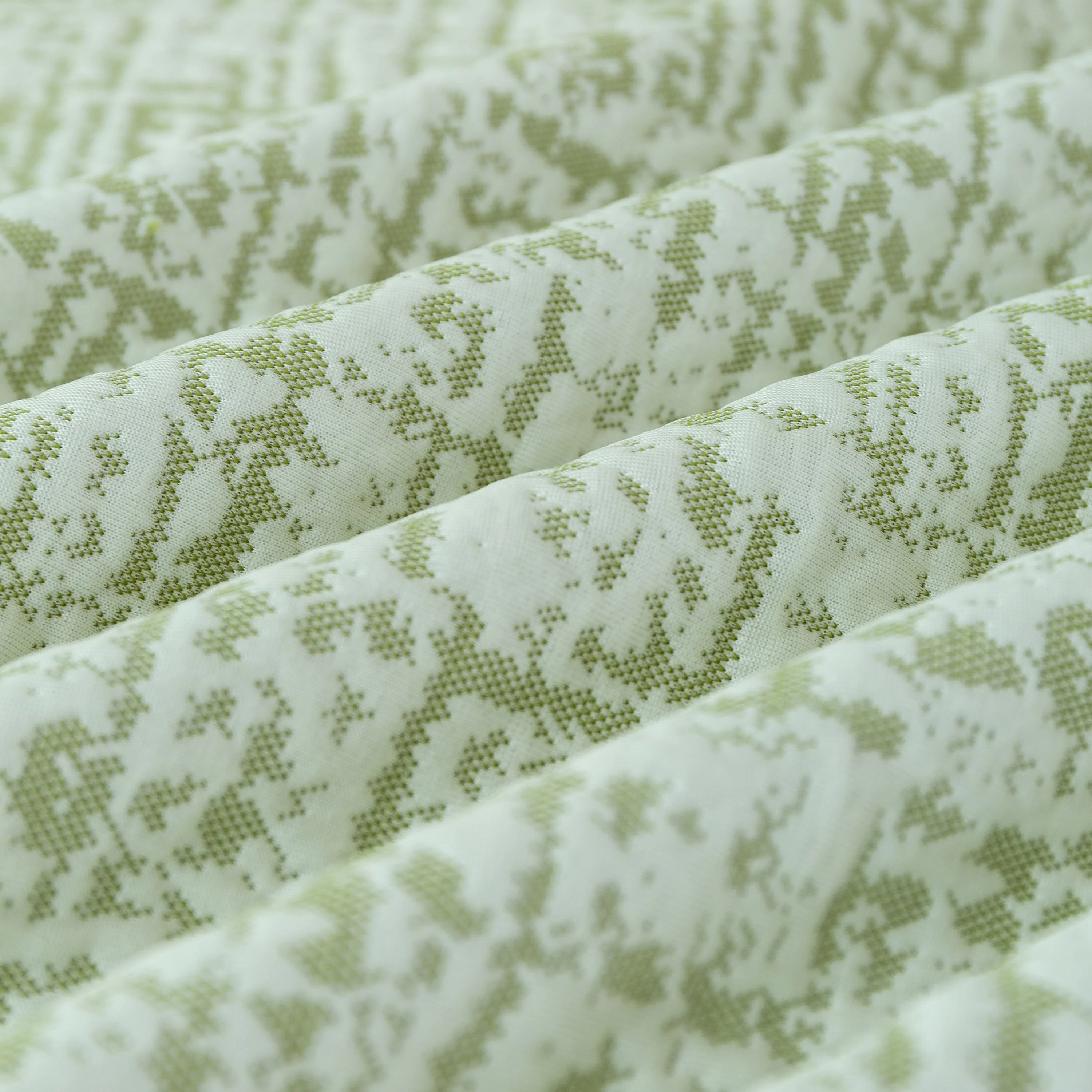 Cooling Throws for Sofas and Chairs, Scratch Resistant Couch Protector Blanket - Image 5