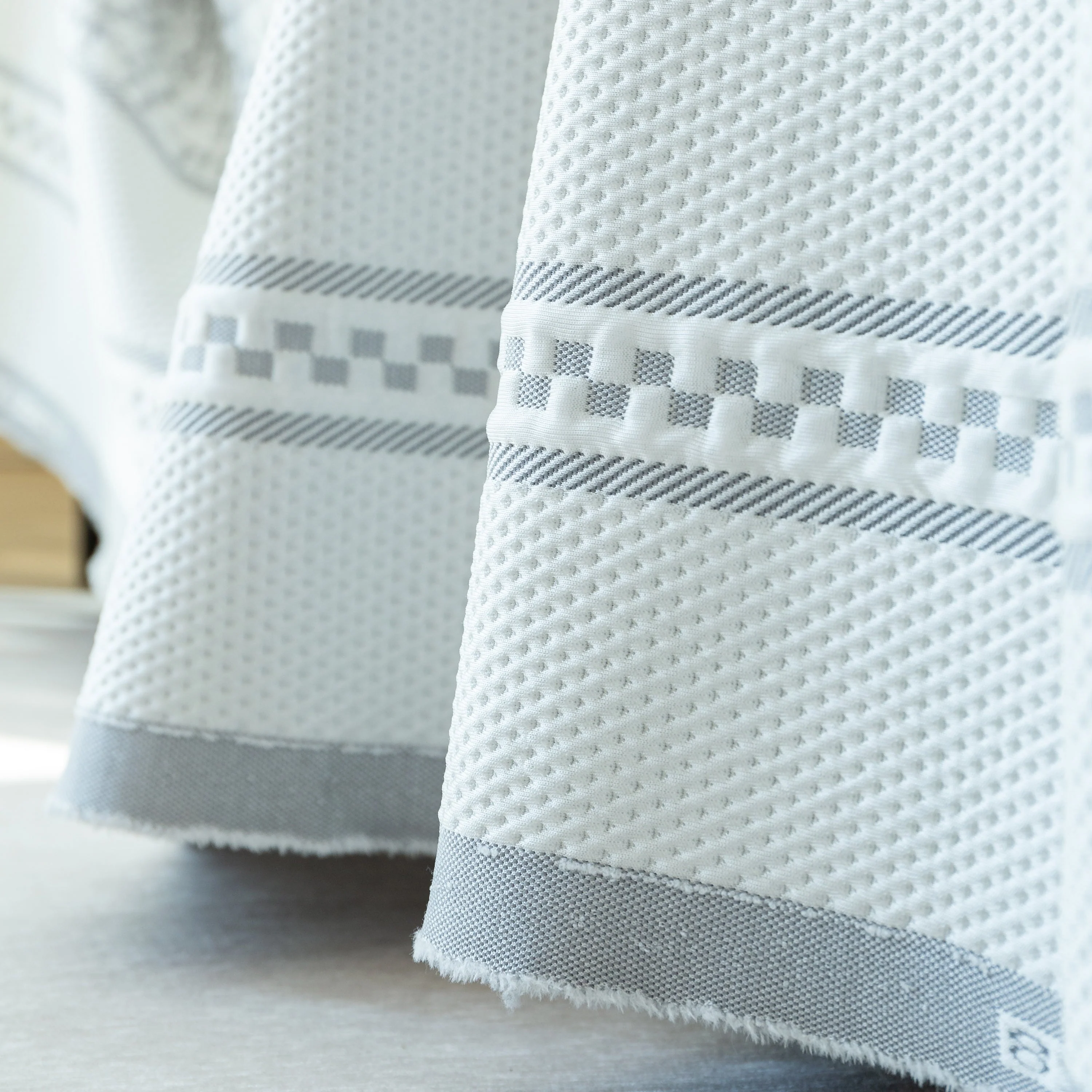 Cooling Throws for Sofas and Chairs, Scratch Resistant Couch Protector Blanket - Image 60