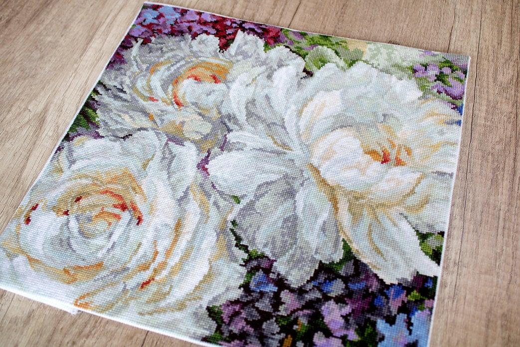 Counted Cross Stitch Kit White Roses Leti930 - Image 6