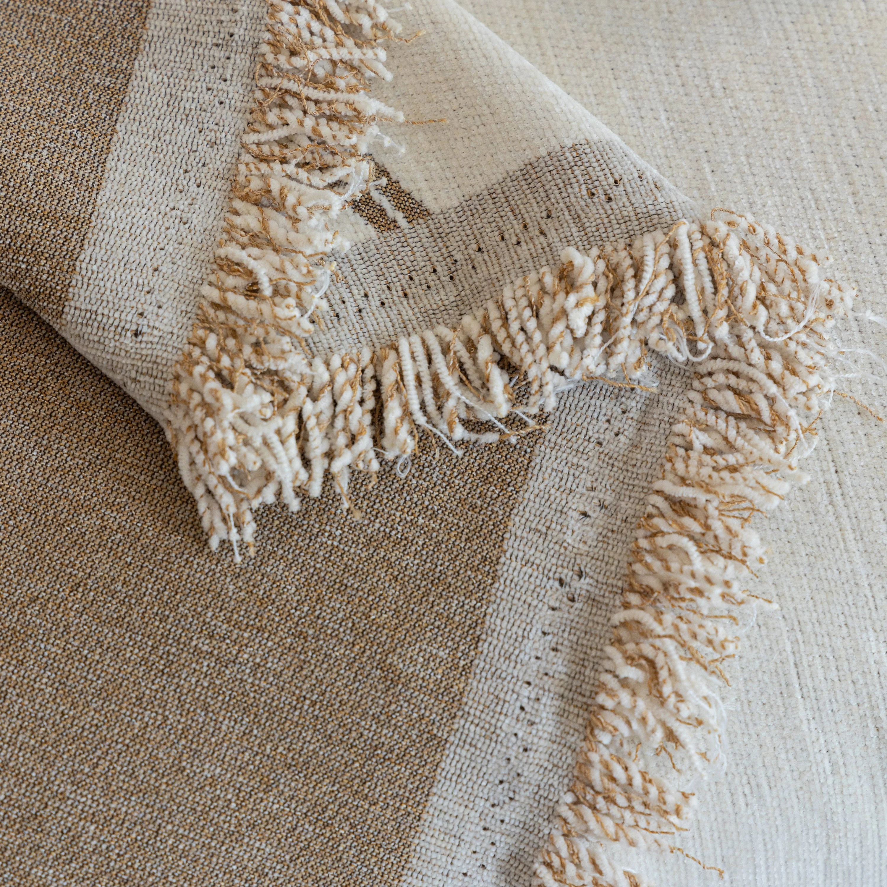 Cozy Couch Throw Blanket with Tassels, Jacquard Leaf Pattern Furniture Protector - Image 102