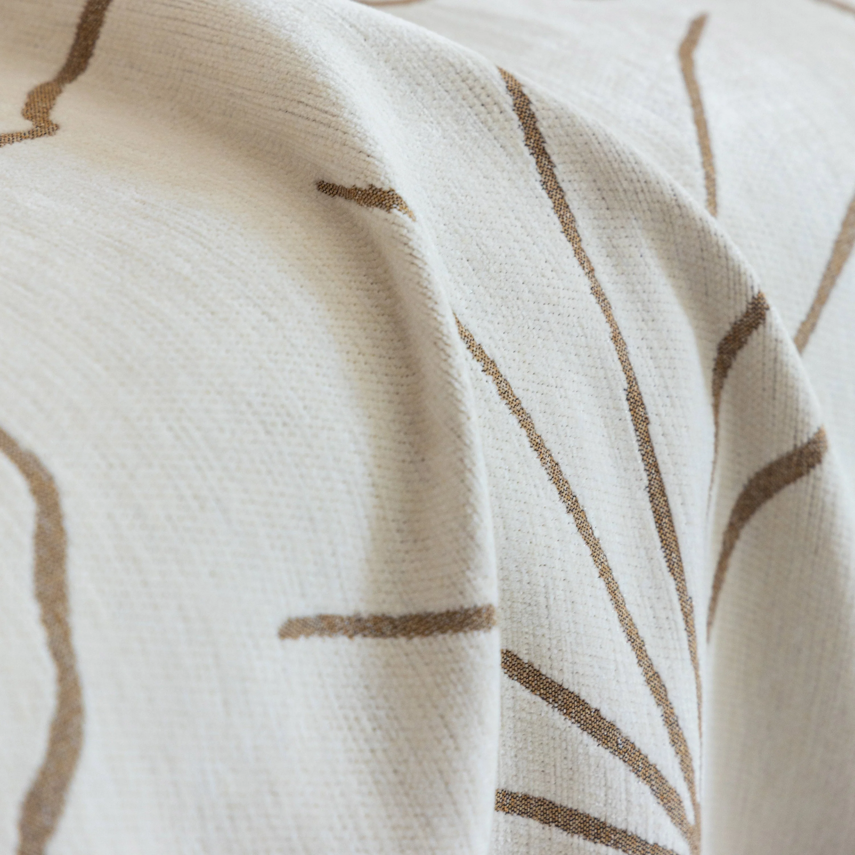 Cozy Couch Throw Blanket with Tassels, Jacquard Leaf Pattern Furniture Protector - Image 99