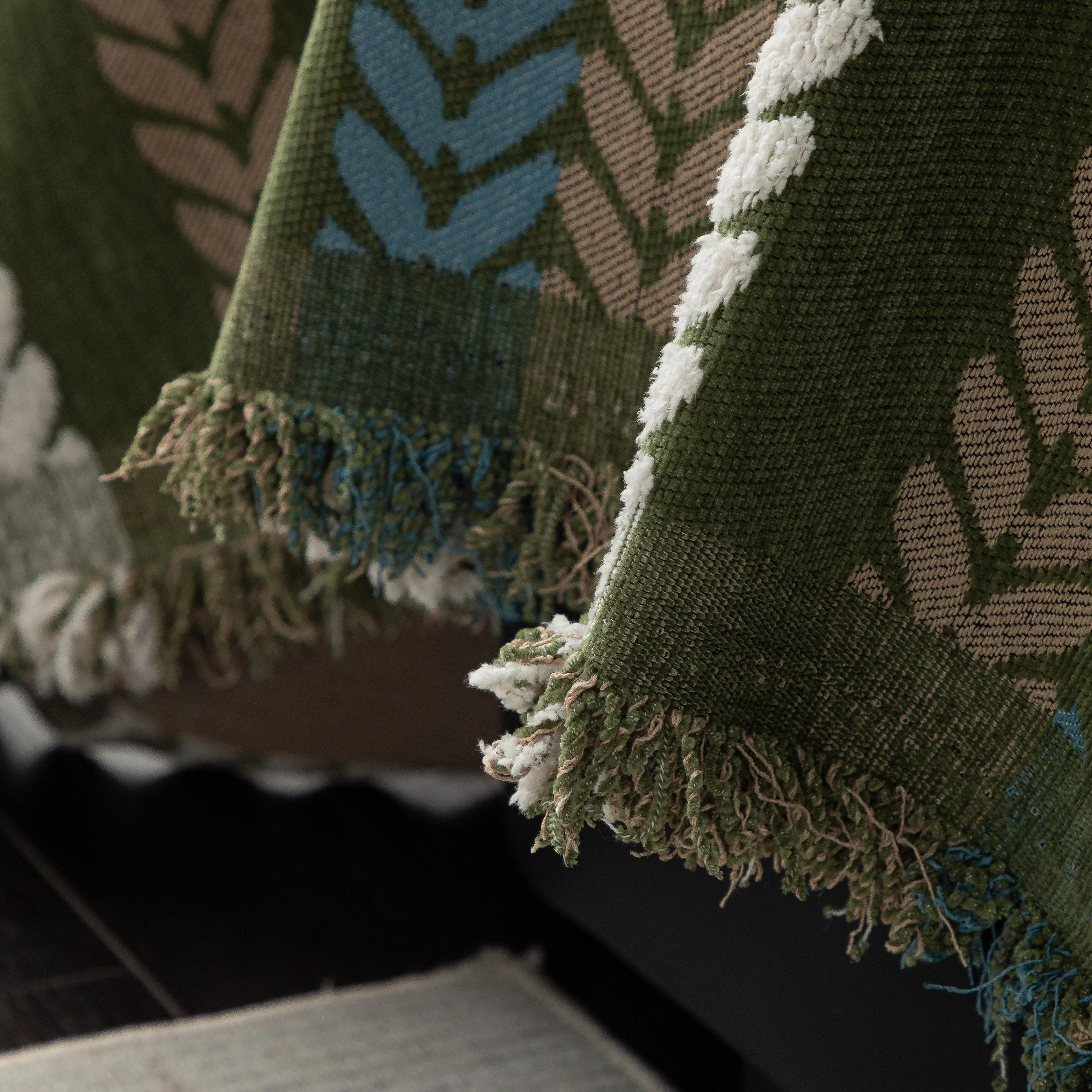 Cozy Decorative Throw Blanket for Couches, Boho Plush Woven Sofa Cover with Stripes - Image 72