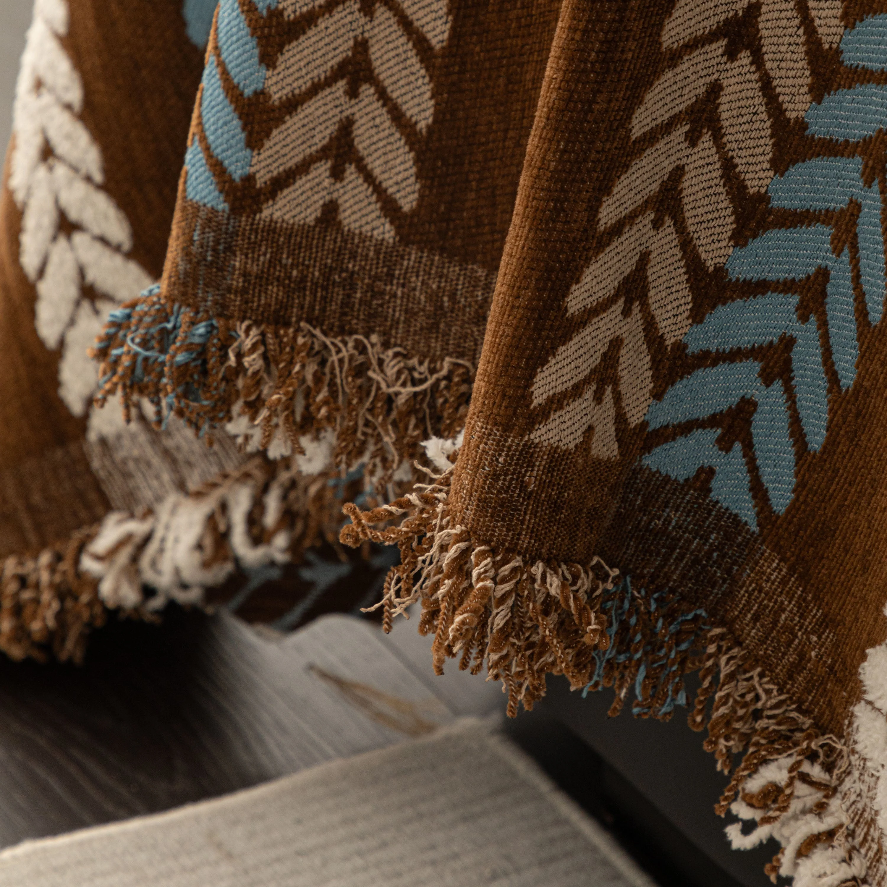 Cozy Decorative Throw Blanket for Couches, Boho Plush Woven Sofa Cover with Stripes - Image 8