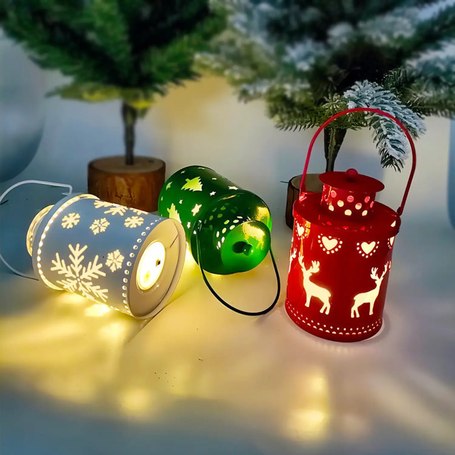 Creative Candle Lights Lantern with LED for Christmas & Holiday Decoration - Image 3