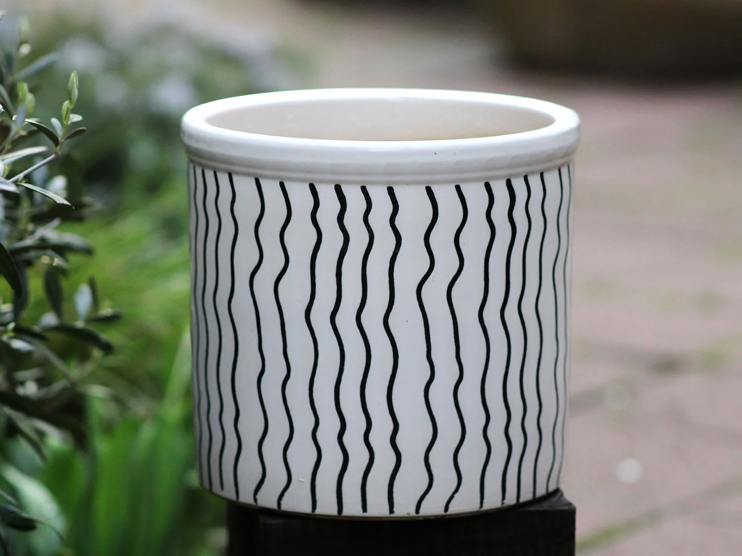Crock Jar Planter By Plantatorem - Image 8