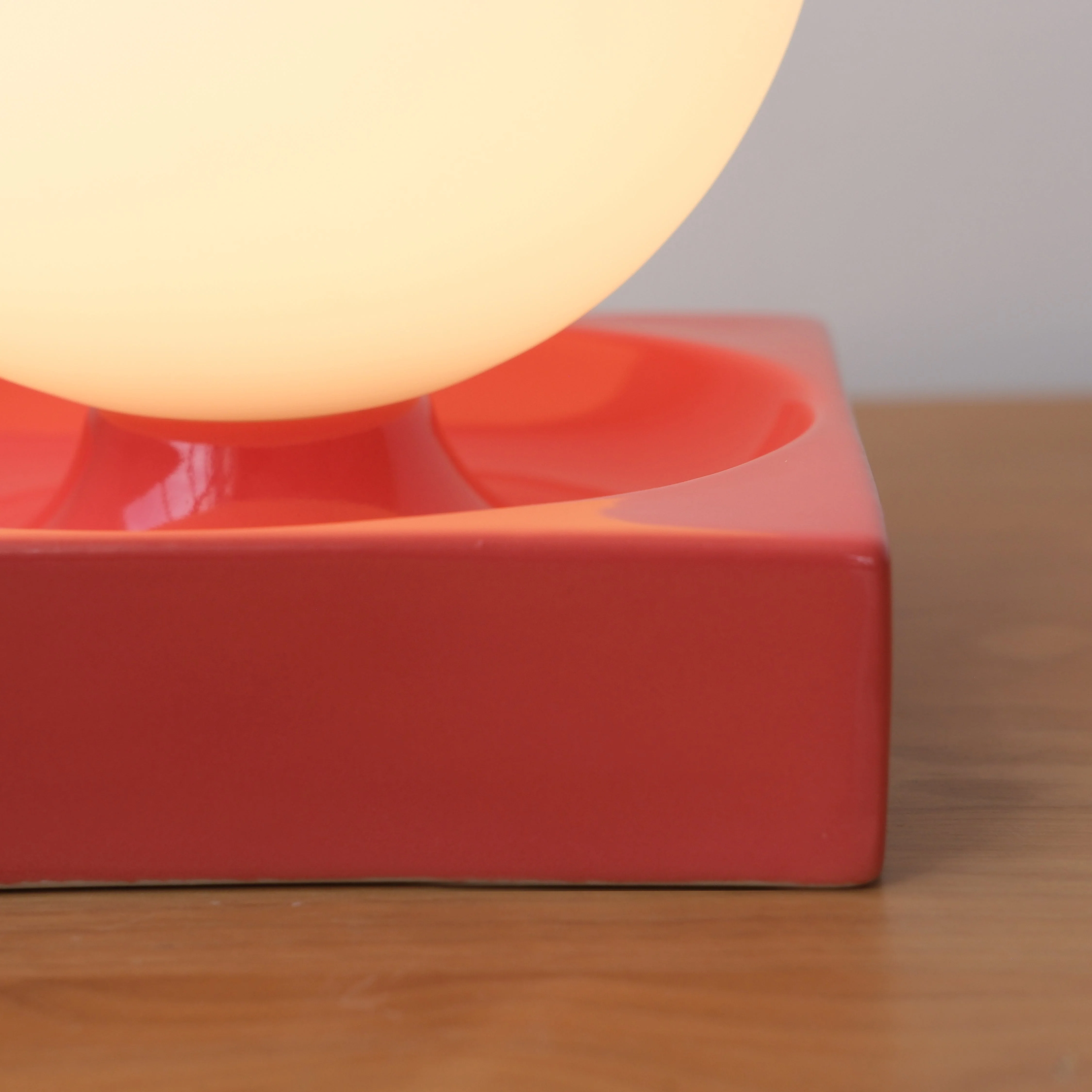 Cubic Table Lamp - Image 4